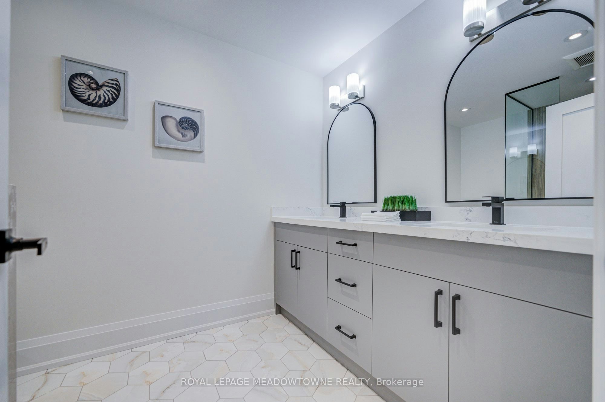975 Filmandale Road, Burlington, ON, L7T 2Z2 - 22