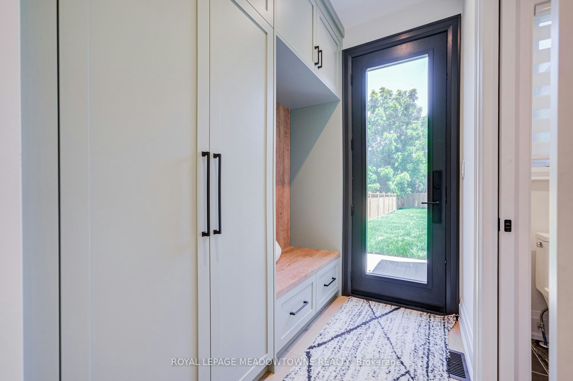 975 Filmandale Road, Burlington, ON, L7T 2Z2 - 9