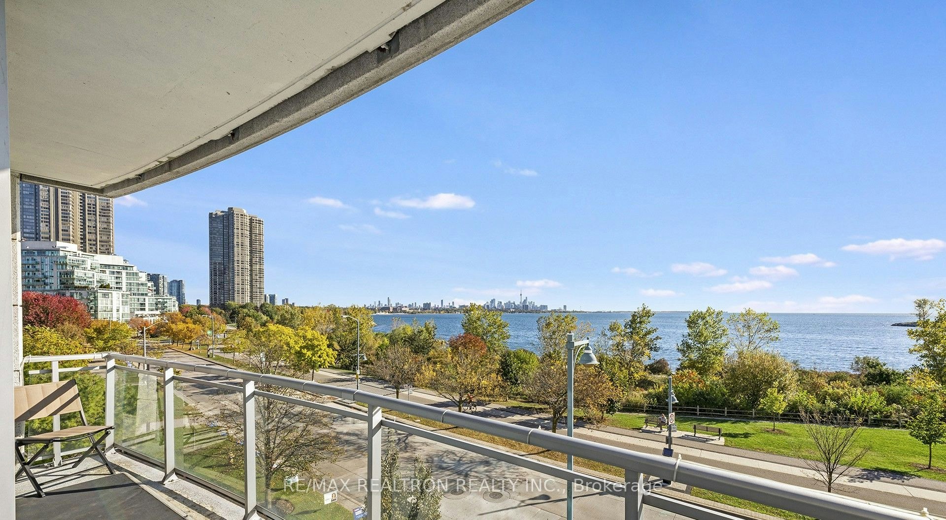 210-58 Marine Parade Drive, Toronto, ON, M8V 4G1