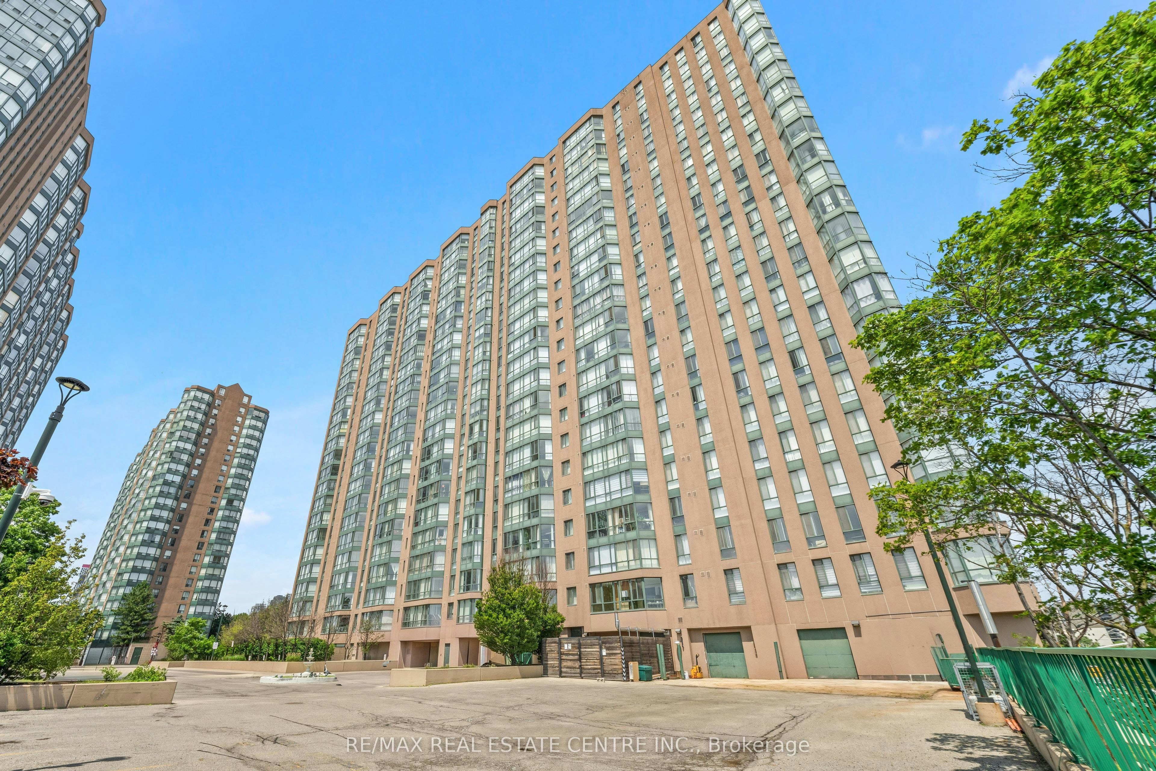 1907-145 Hillcrest Avenue, Mississauga, ON, L5B 3Z1