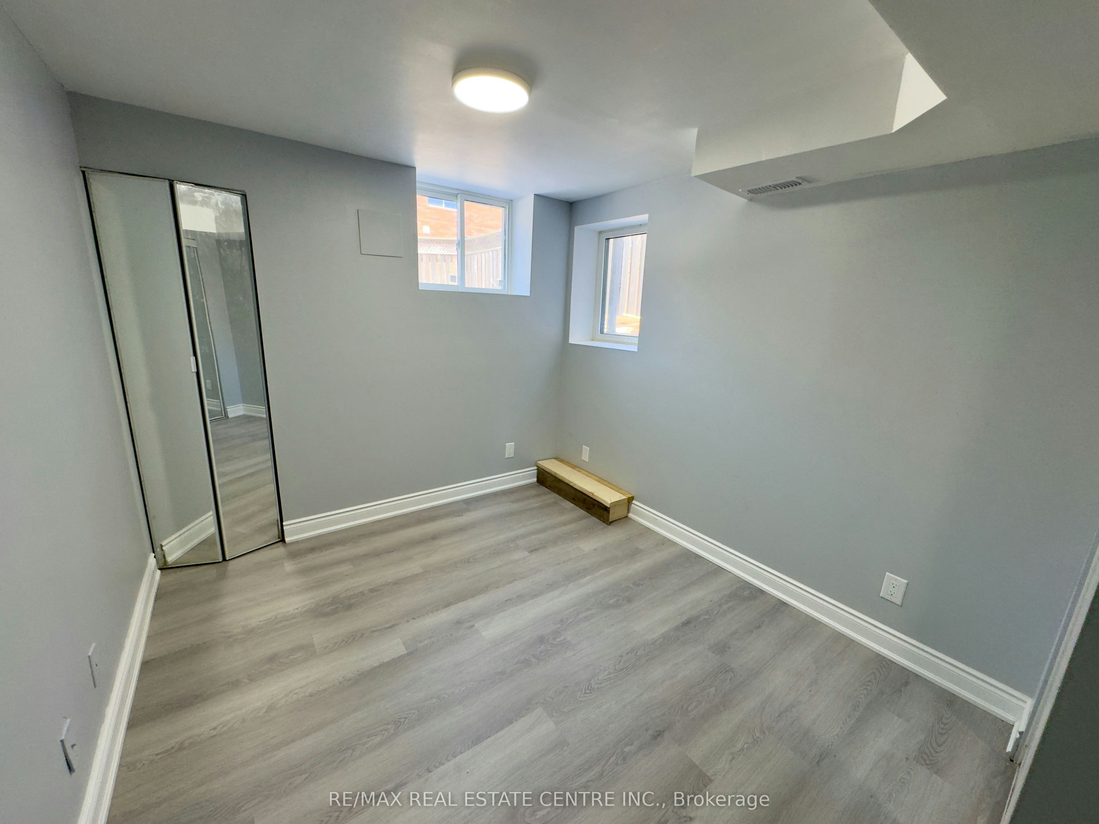 Bsmt.-5983 Sidmouth Street, Mississauga, ON, L5V 2Z5 - 12