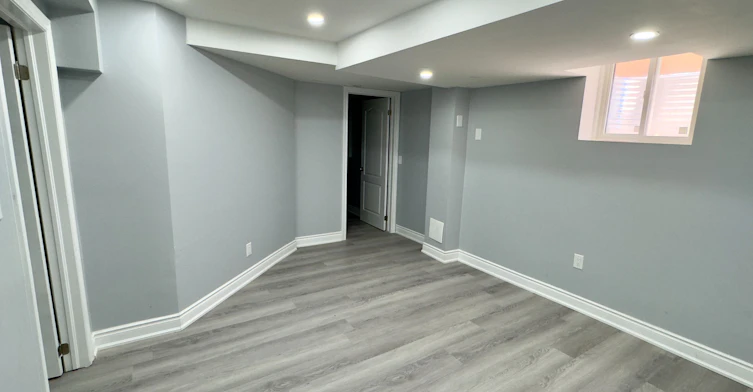 Bsmt.-5983 Sidmouth Street, Mississauga, ON, L5V 2Z5 - 7