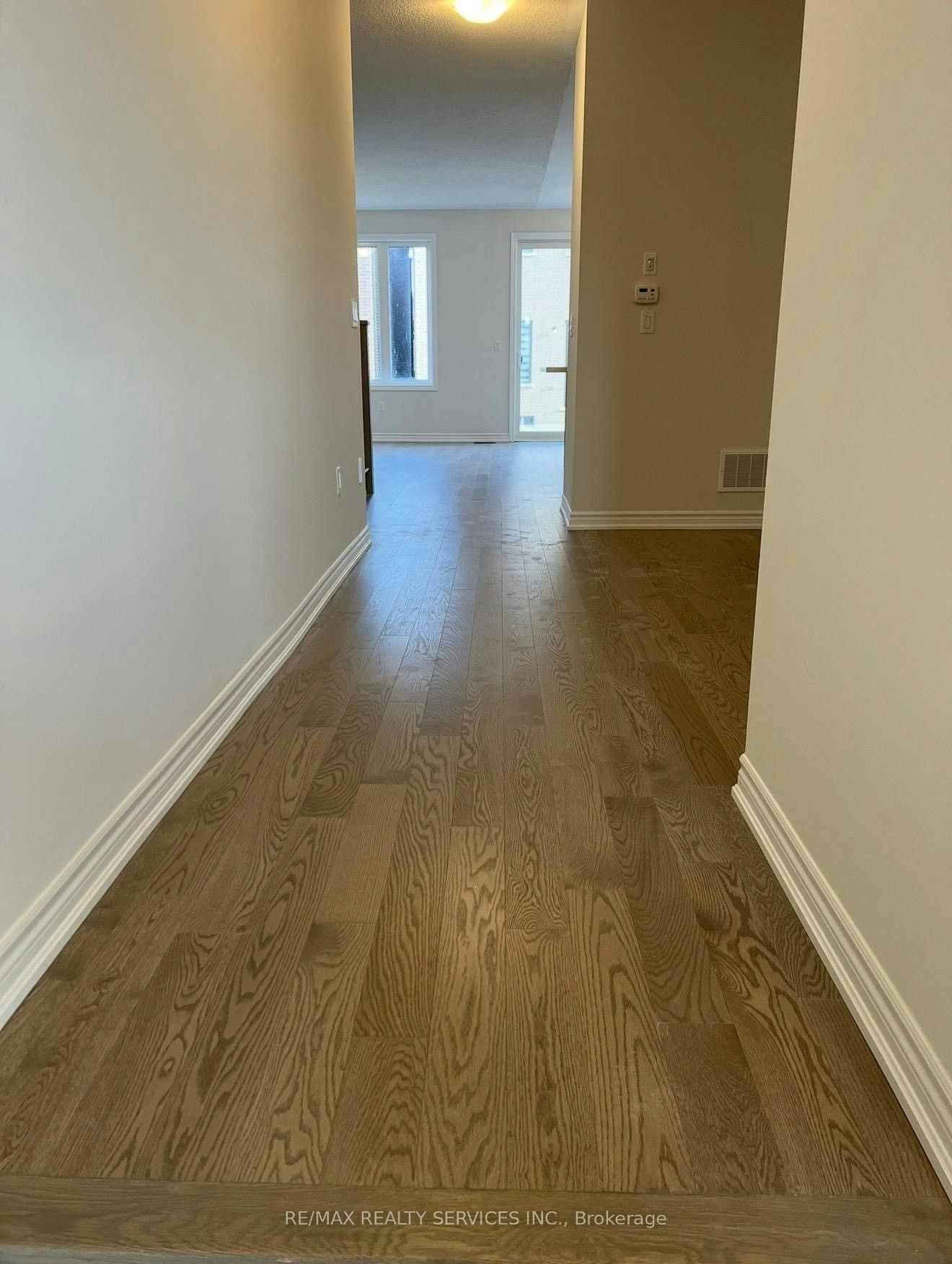 5 Pattulo Drive, Caledon, ON, L7C 4L1 - 2