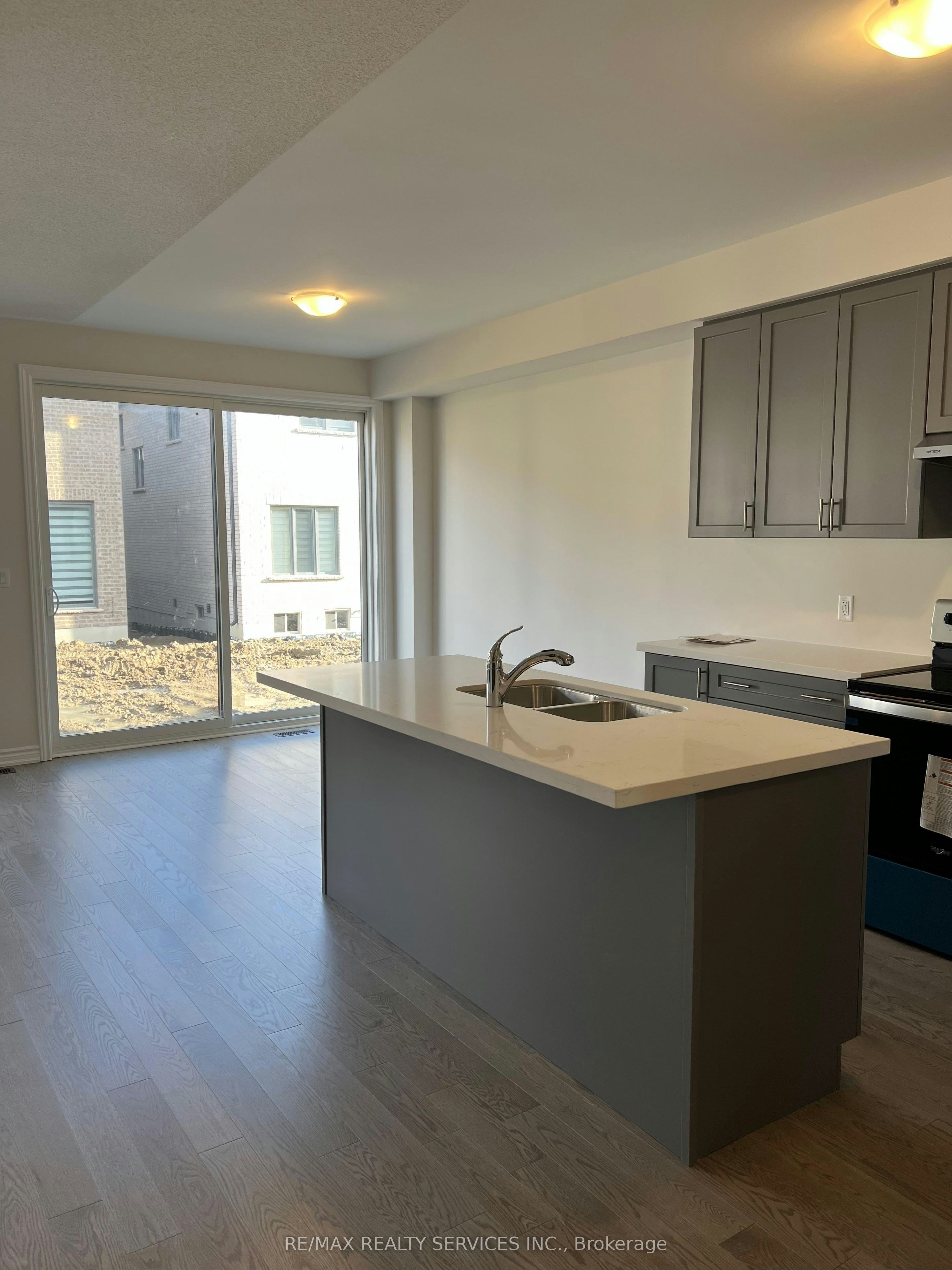 5 Pattulo Drive, Caledon, ON, L7C 4L1 - 8