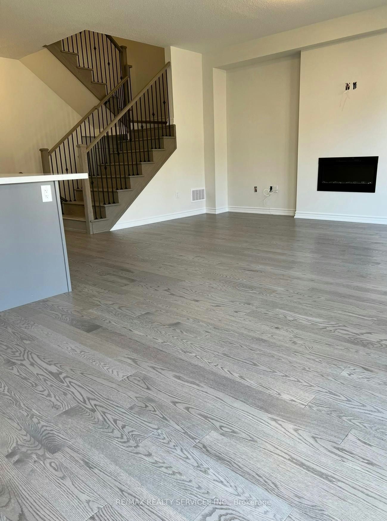 5 Pattulo Drive, Caledon, ON, L7C 4L1 - 3