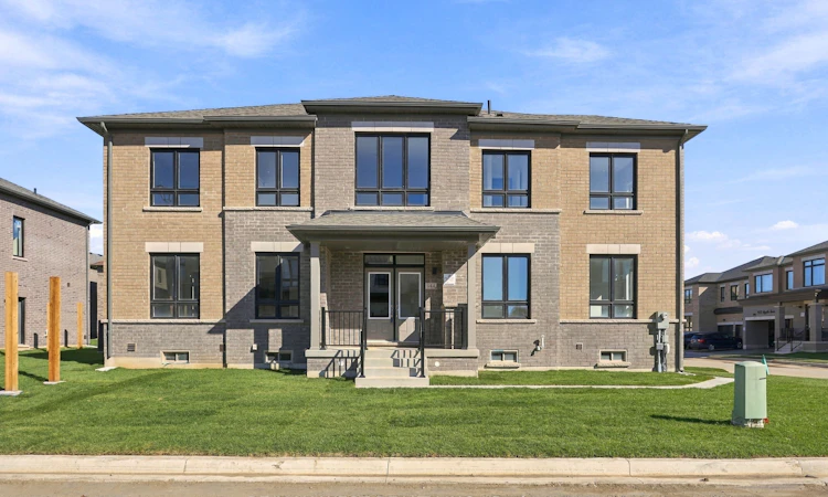 944 Apple Terrace