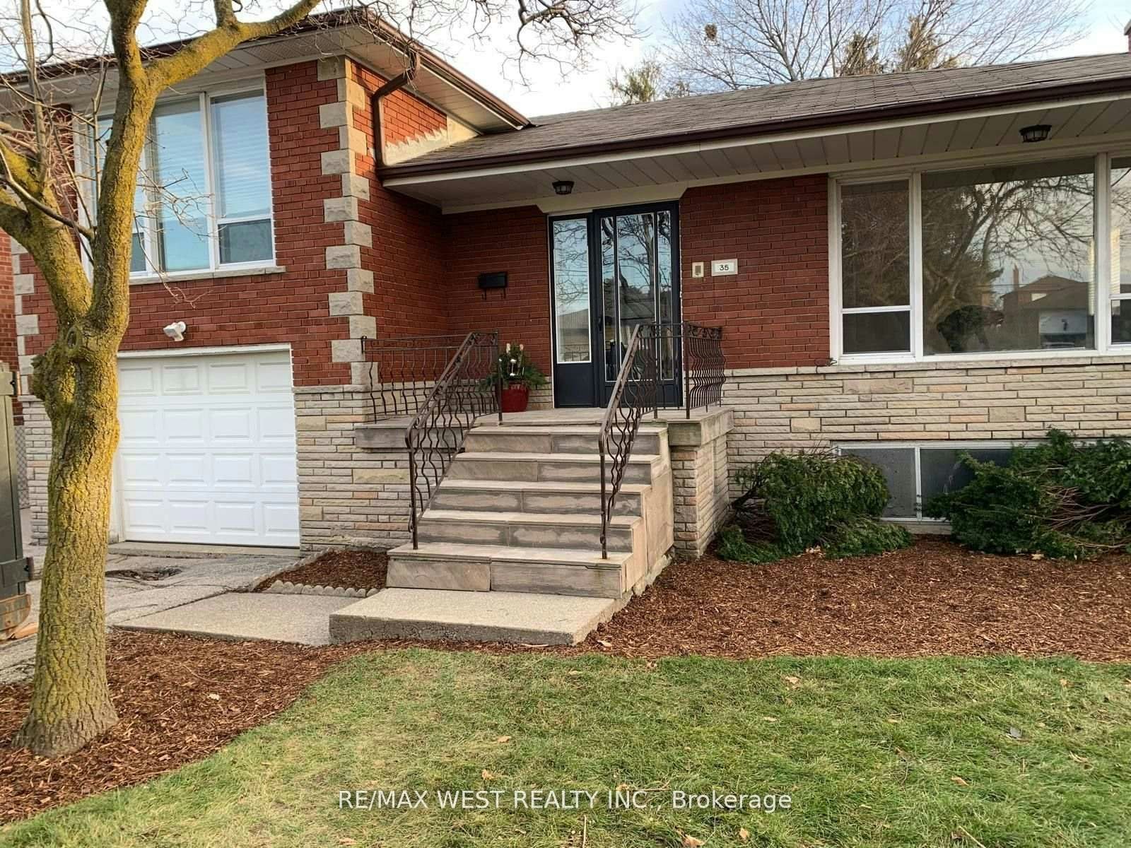 B1-35 Lilywood Road, Toronto, ON, M6B 1V6
