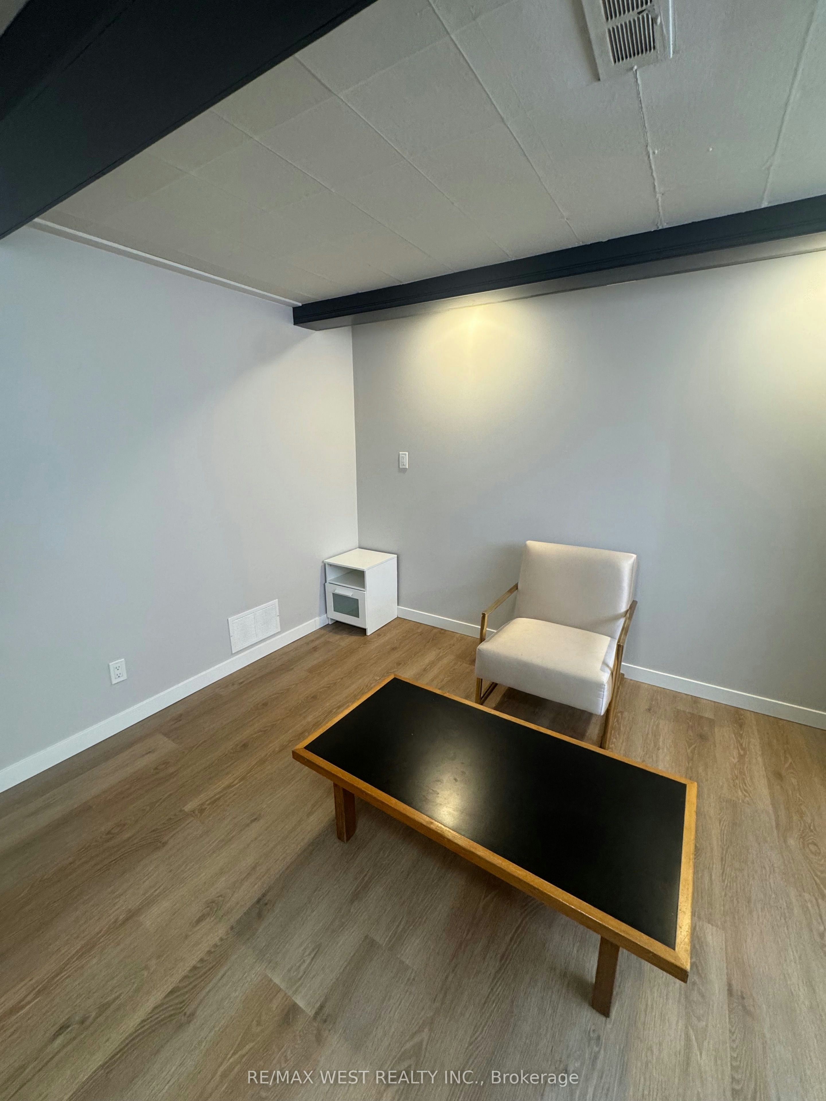 B1-35 Lilywood Road, Toronto, ON, M6B 1V6 - 8