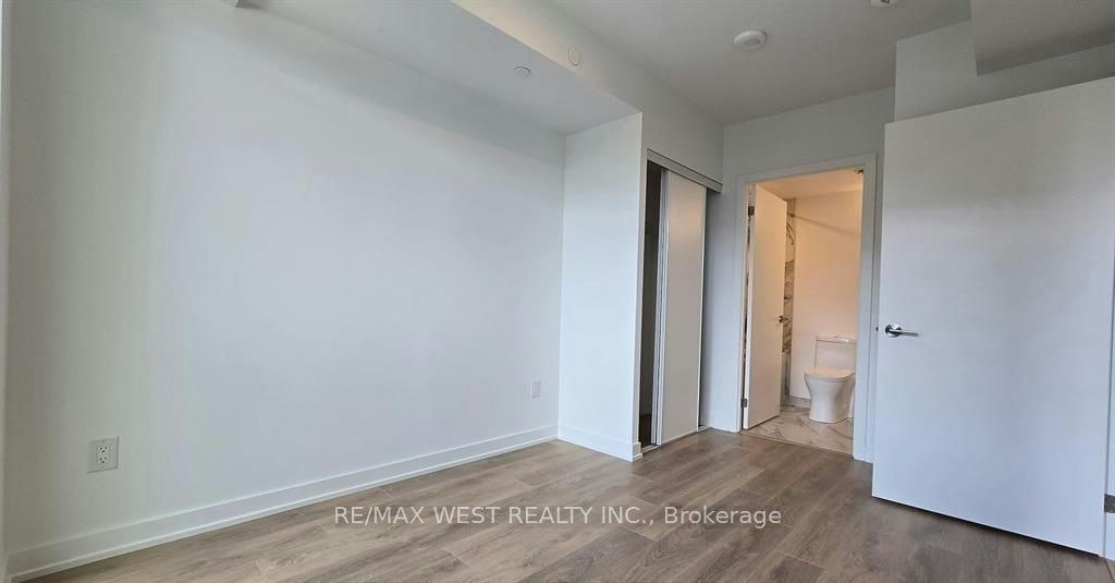 236-1100 Sheppard Avenue W, Toronto, ON, M3K 0E4 - 18