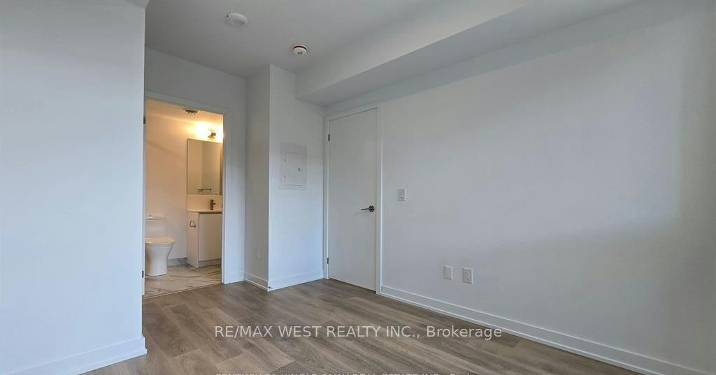 236-1100 Sheppard Avenue W, Toronto, ON, M3K 0E4 - 17