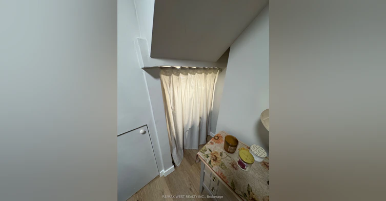 B2-35 Lilywood Road, Toronto, ON, M6B 1V6 - 14