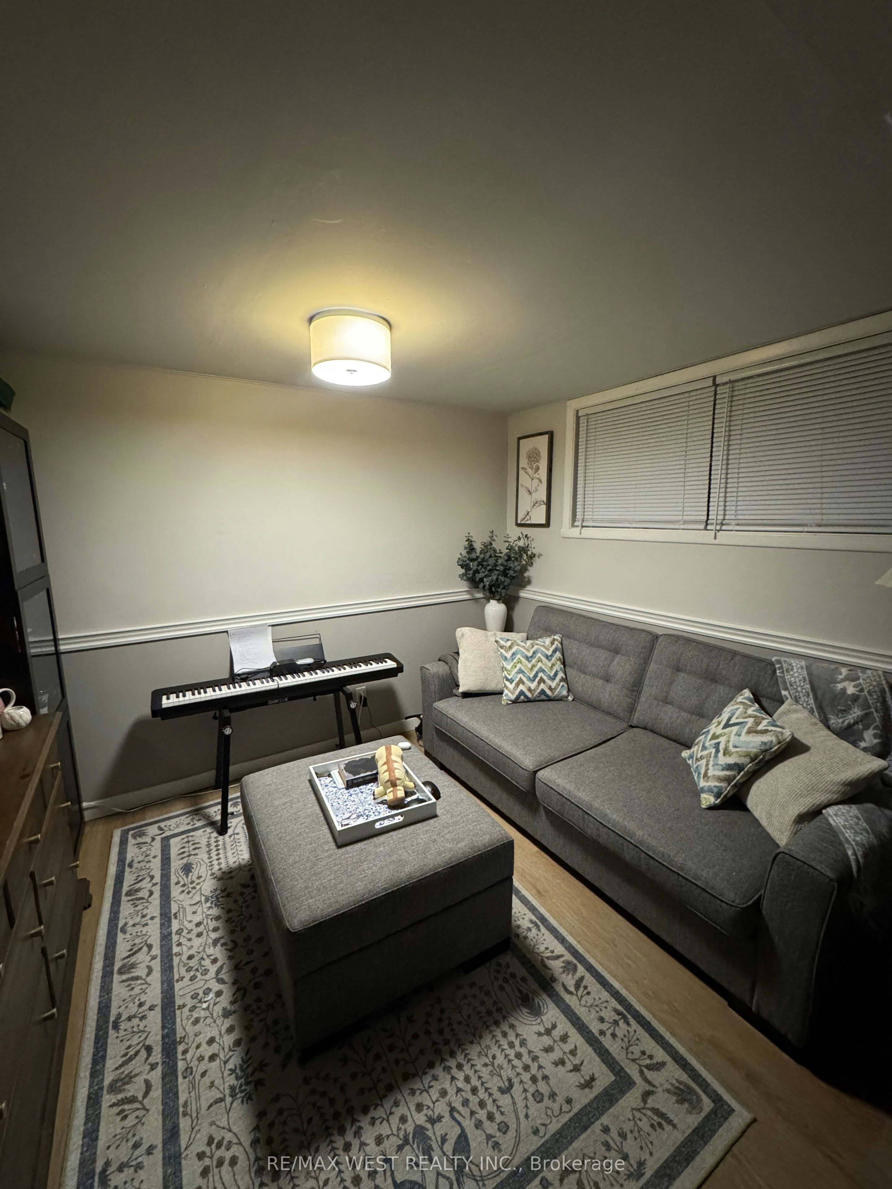 B2-35 Lilywood Road, Toronto, ON, M6B 1V6 - 5