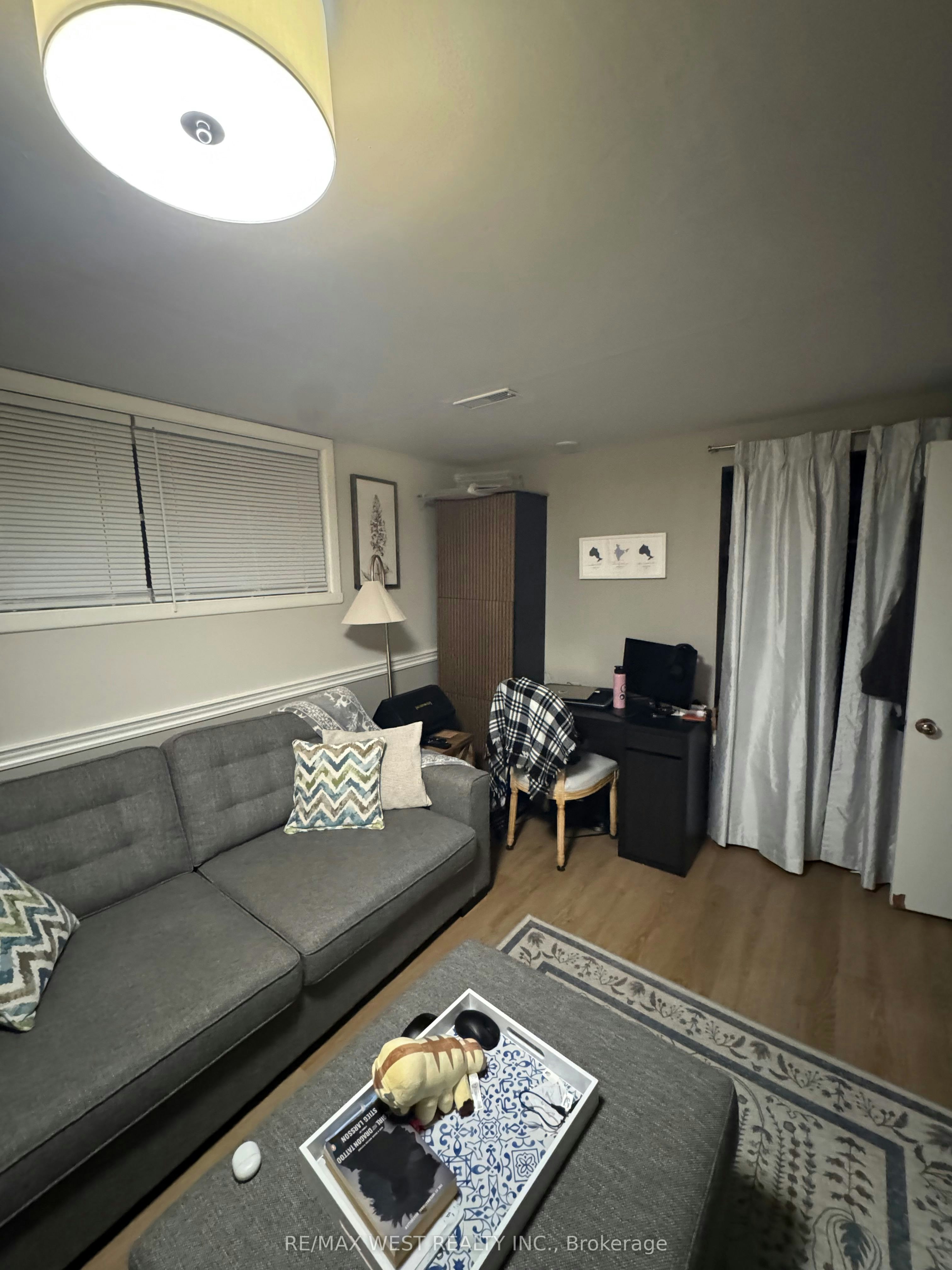 B2-35 Lilywood Road, Toronto, ON, M6B 1V6 - 6