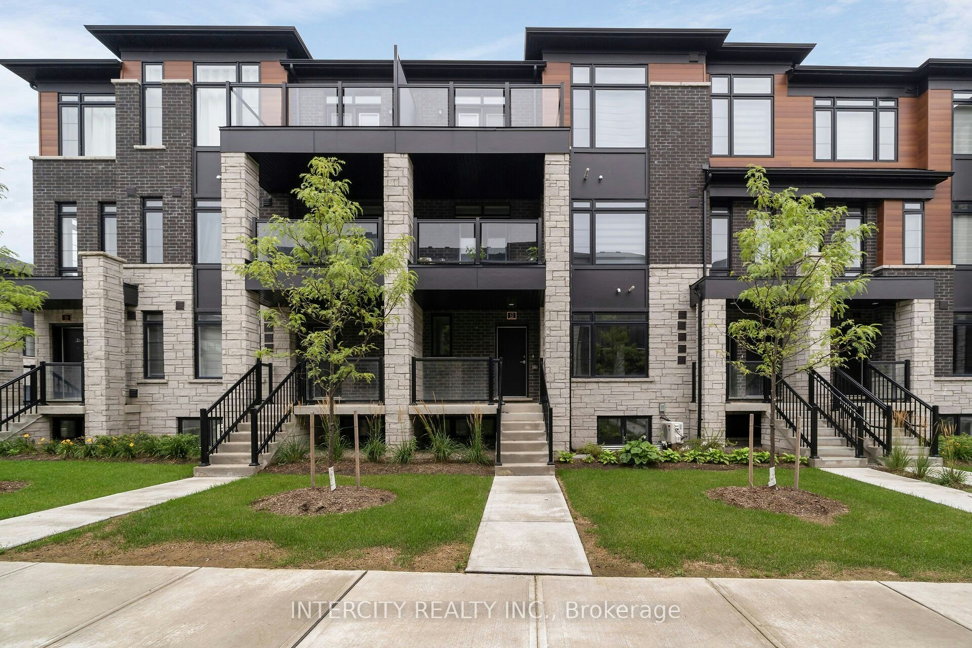 49F-12 Flourish Way, Caledon, ON, L7C 1Z9