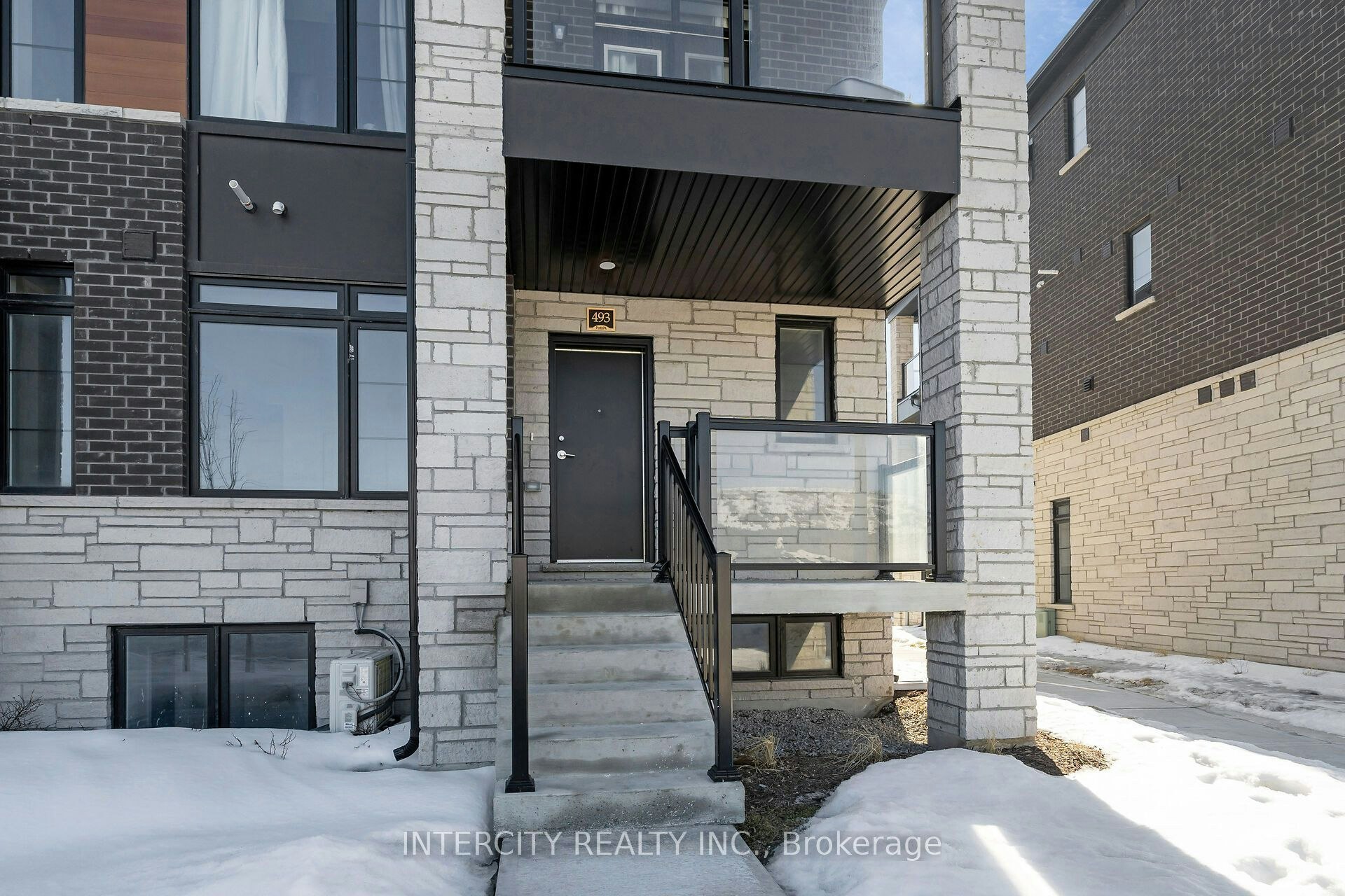 22F-493 Tim Manley Avenue, Caledon, ON, L7C 1Z9