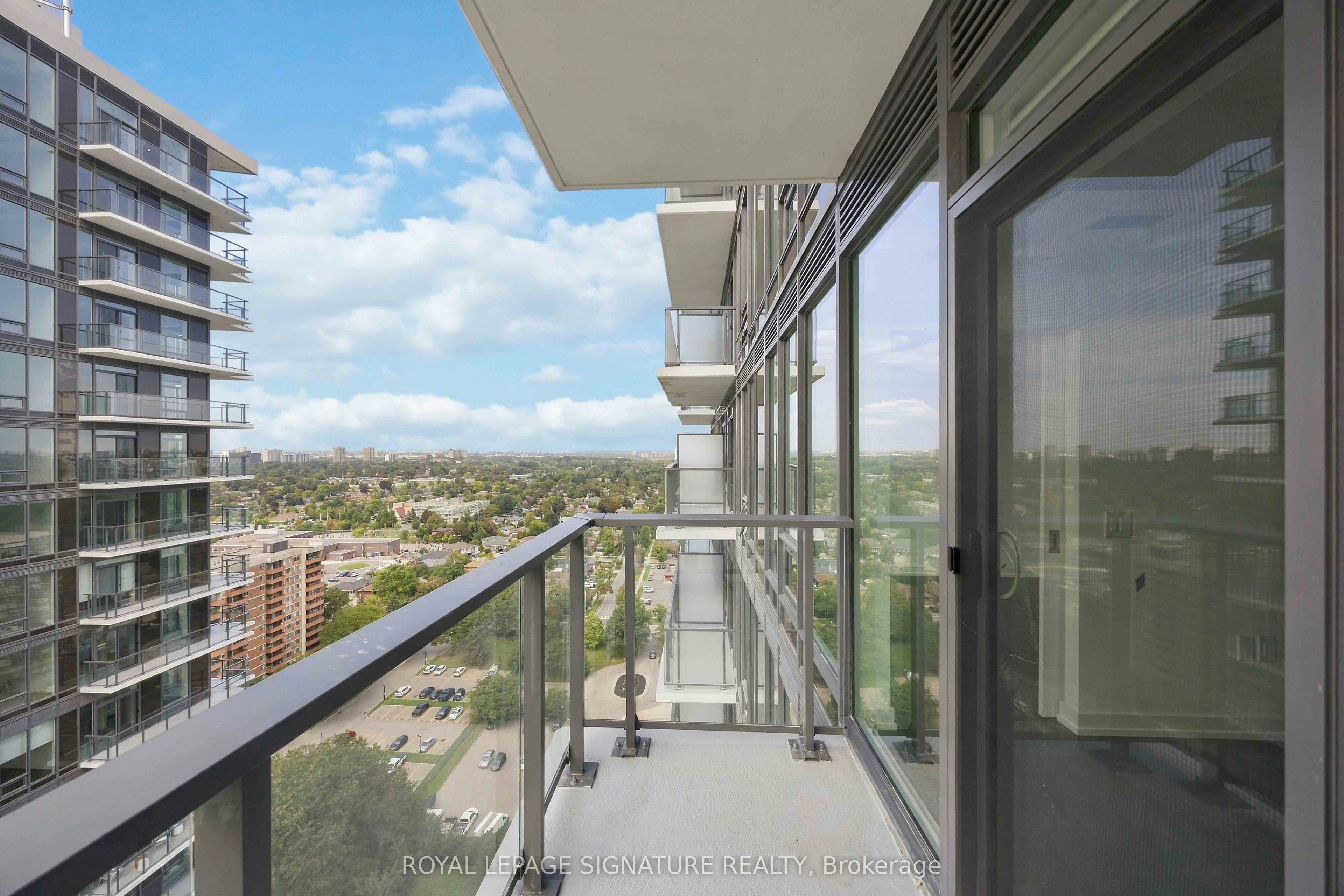 2216-4010 Eglinton Avenue W, Toronto, ON, M9A 0G5 - 21