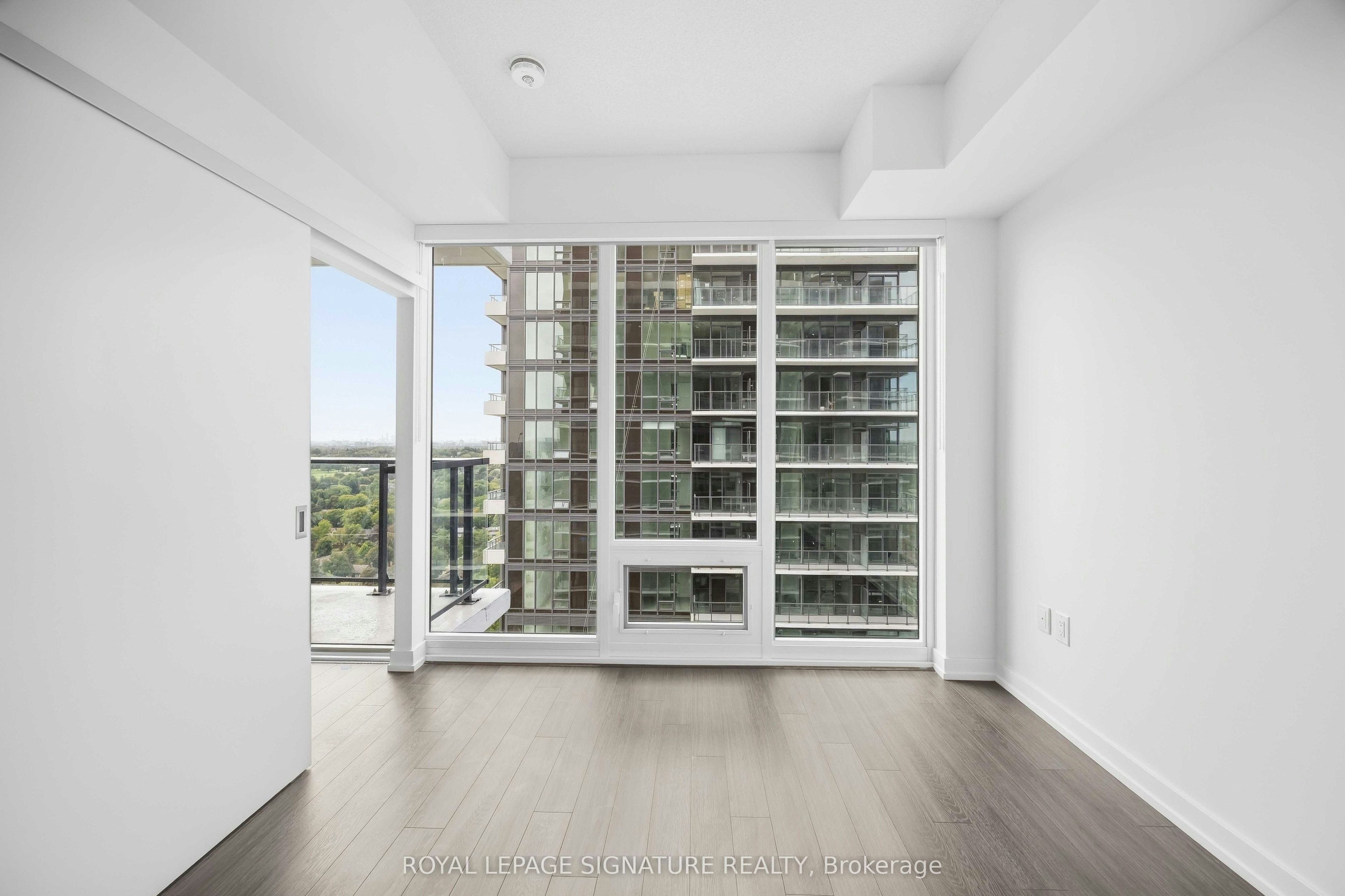 2216-4010 Eglinton Avenue W, Toronto, ON, M9A 0G5 - 16