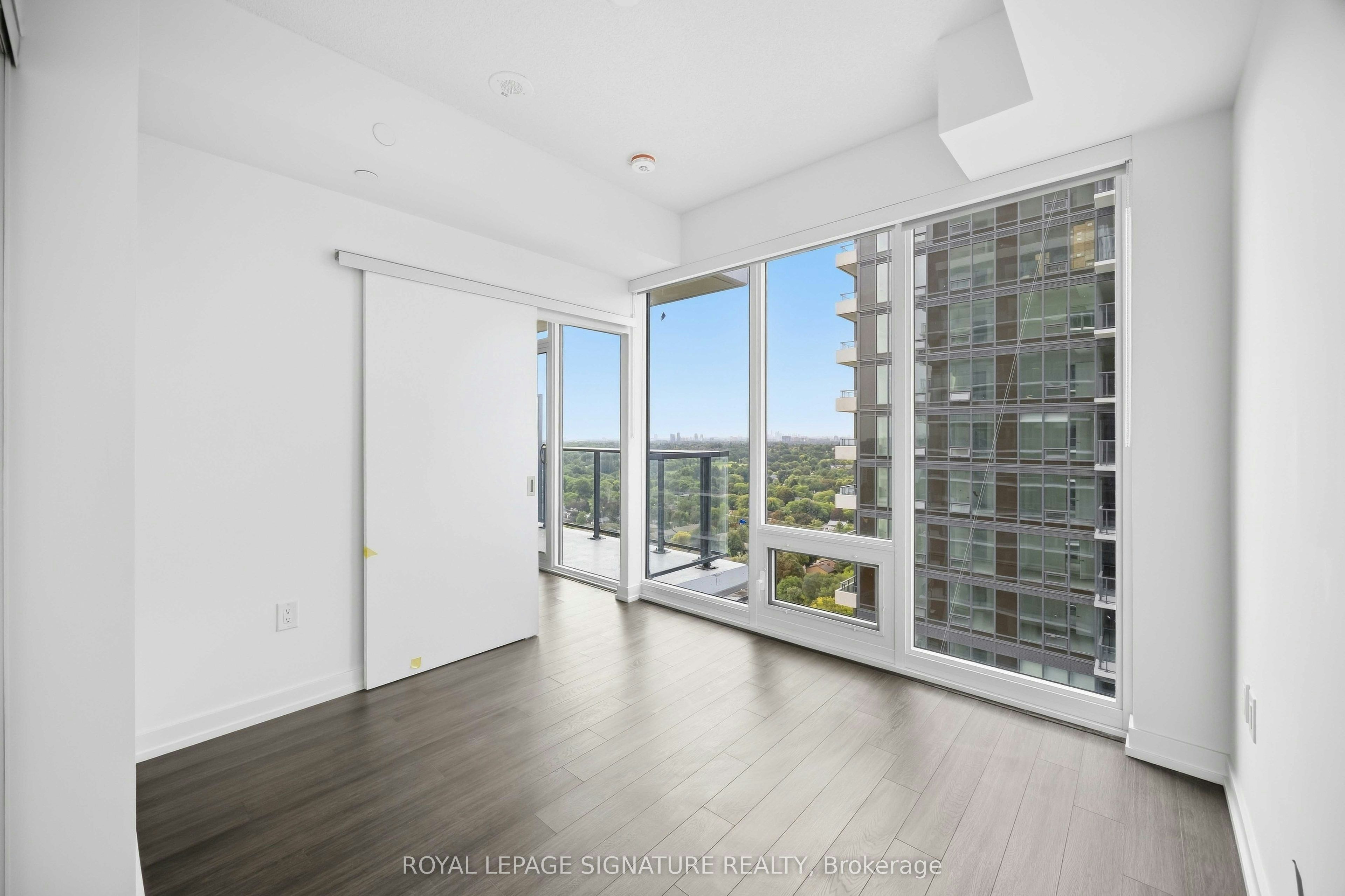 2216-4010 Eglinton Avenue W, Toronto, ON, M9A 0G5 - 15