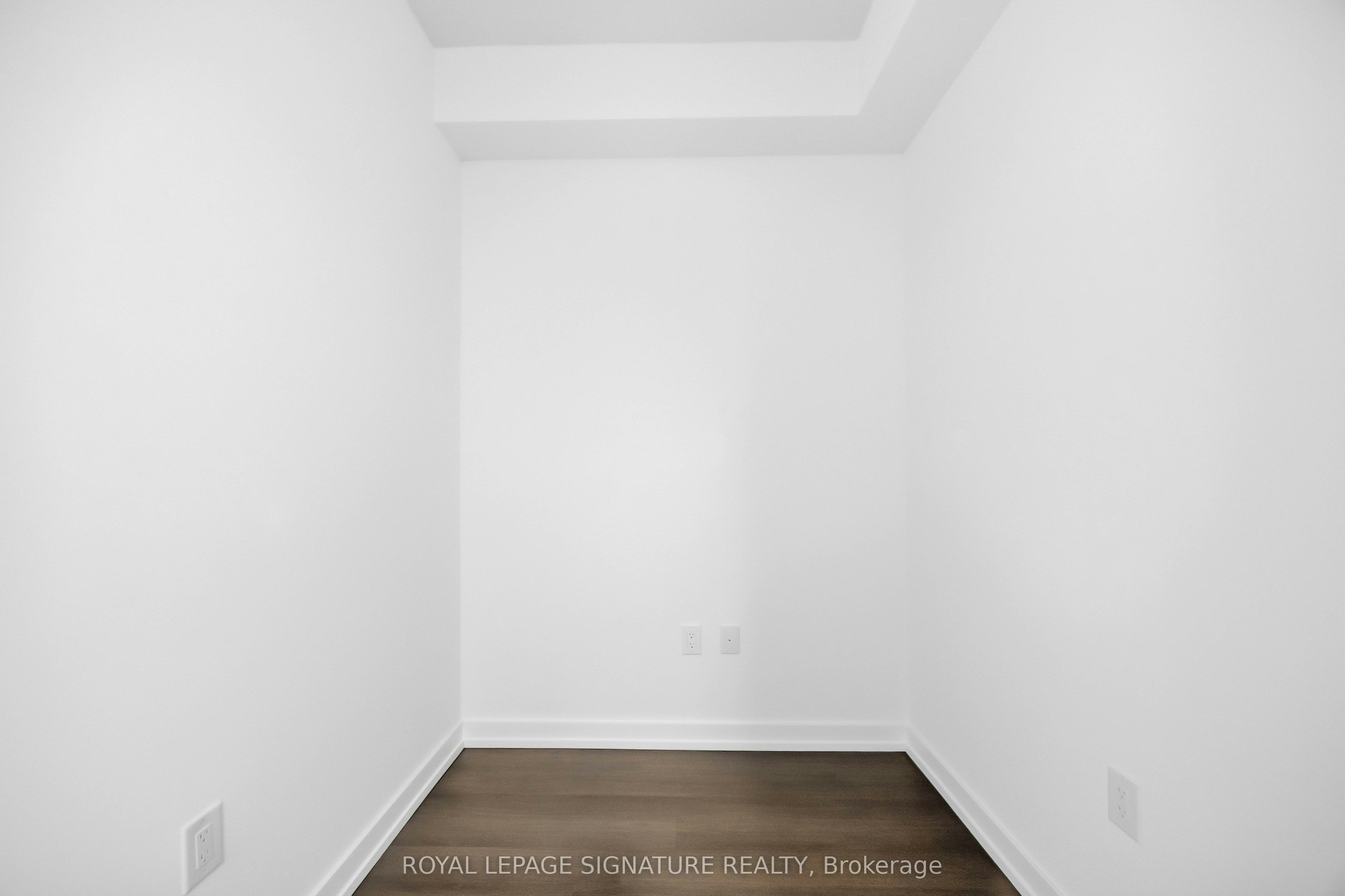 2216-4010 Eglinton Avenue W, Toronto, ON, M9A 0G5 - 12
