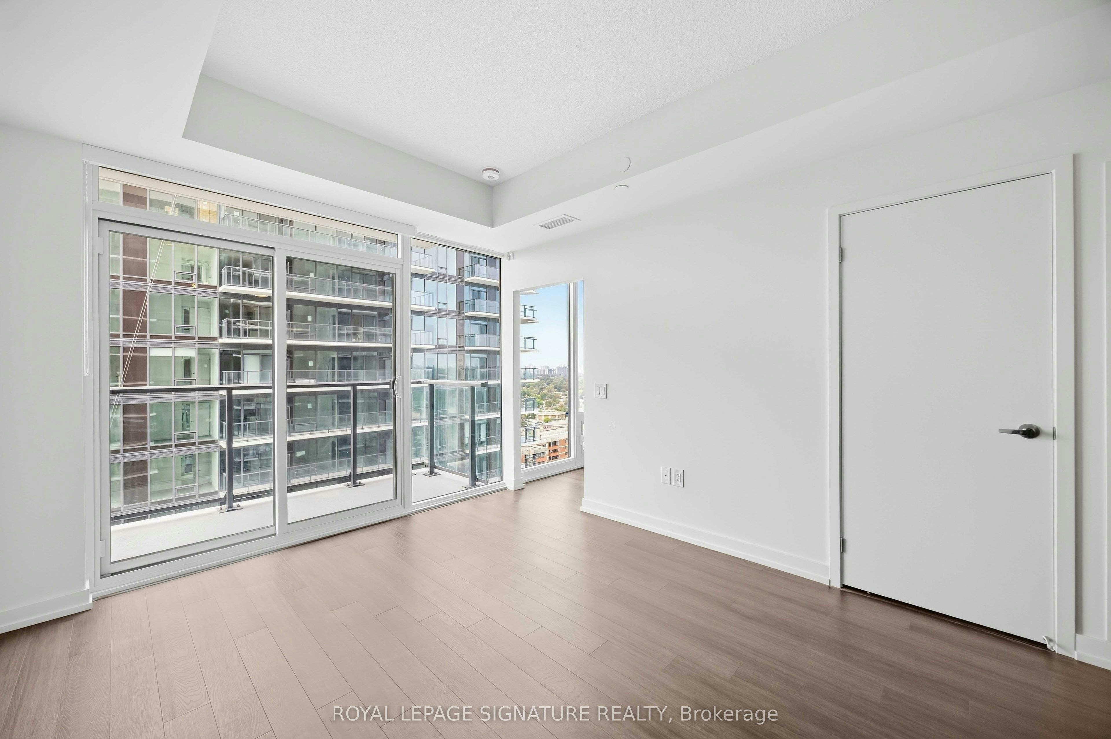 2216-4010 Eglinton Avenue W, Toronto, ON, M9A 0G5 - 13