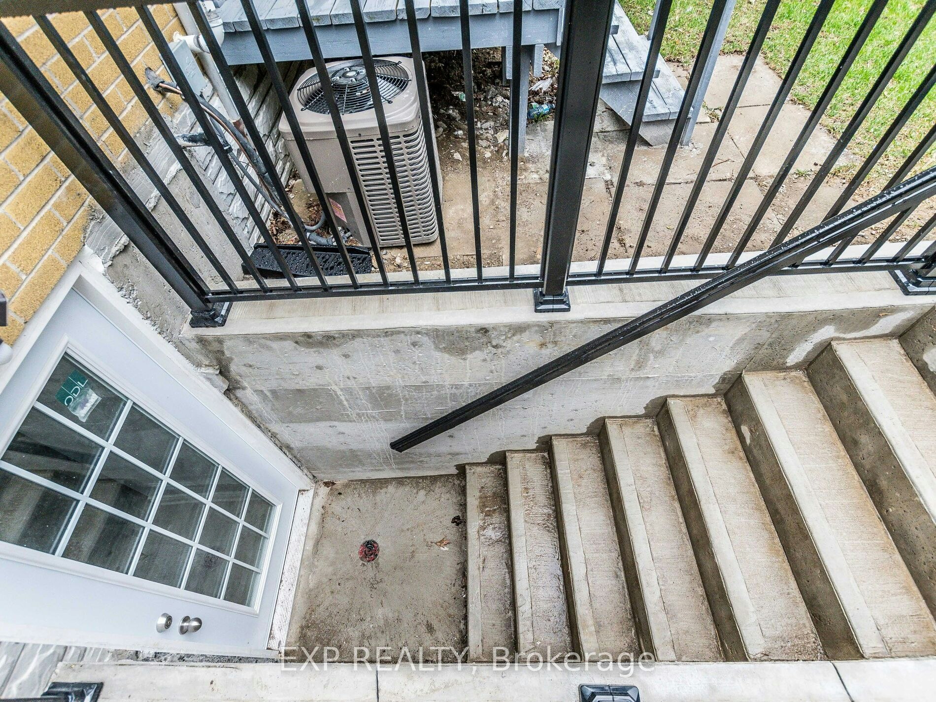 Basement Apartment-91 Corby Crescent, Brampton, ON, L6Y 1H3 - 3