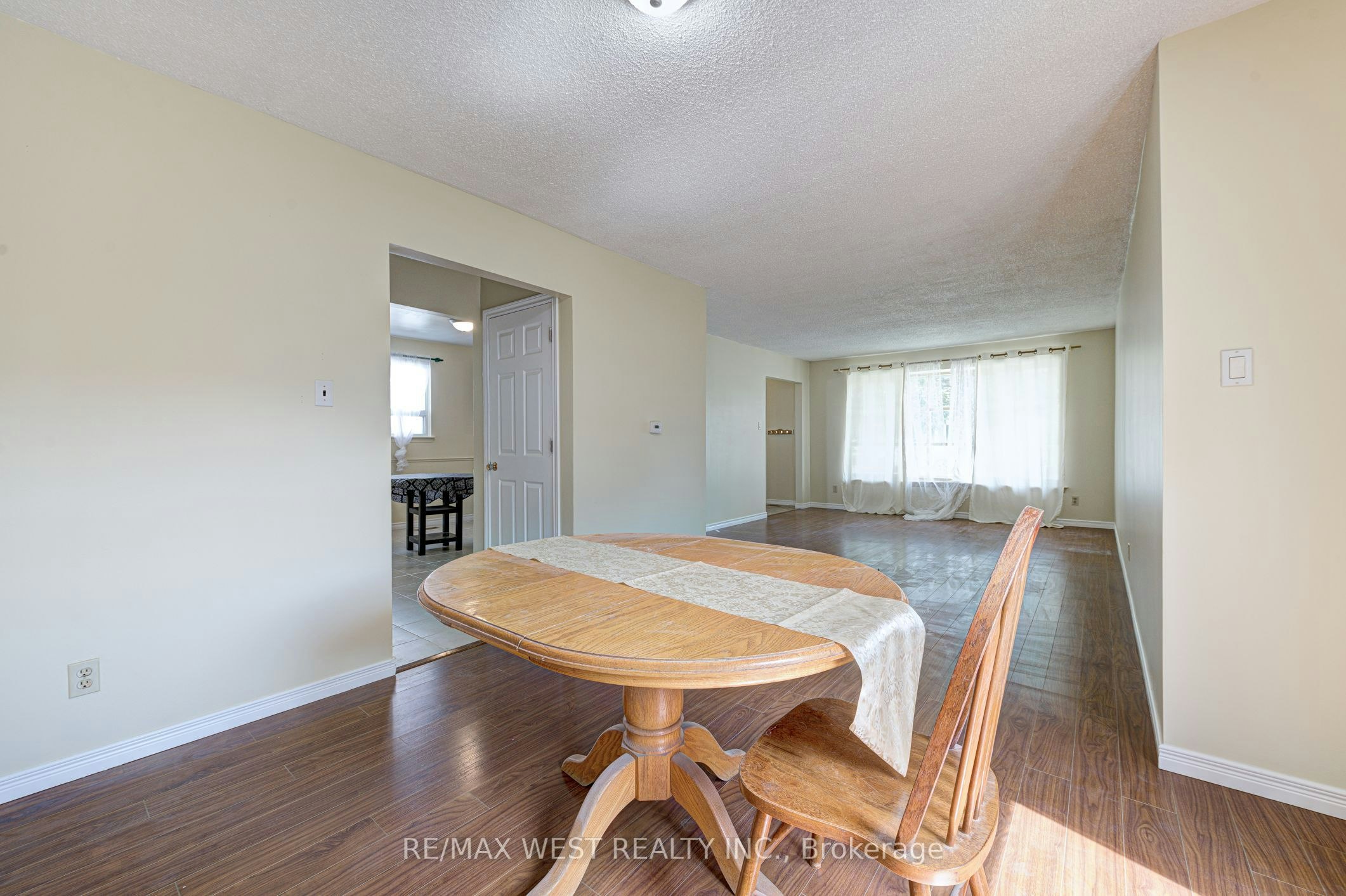 Upper Lvl-18 Glenforest Road, Brampton, ON, L6S 1K6 - 9