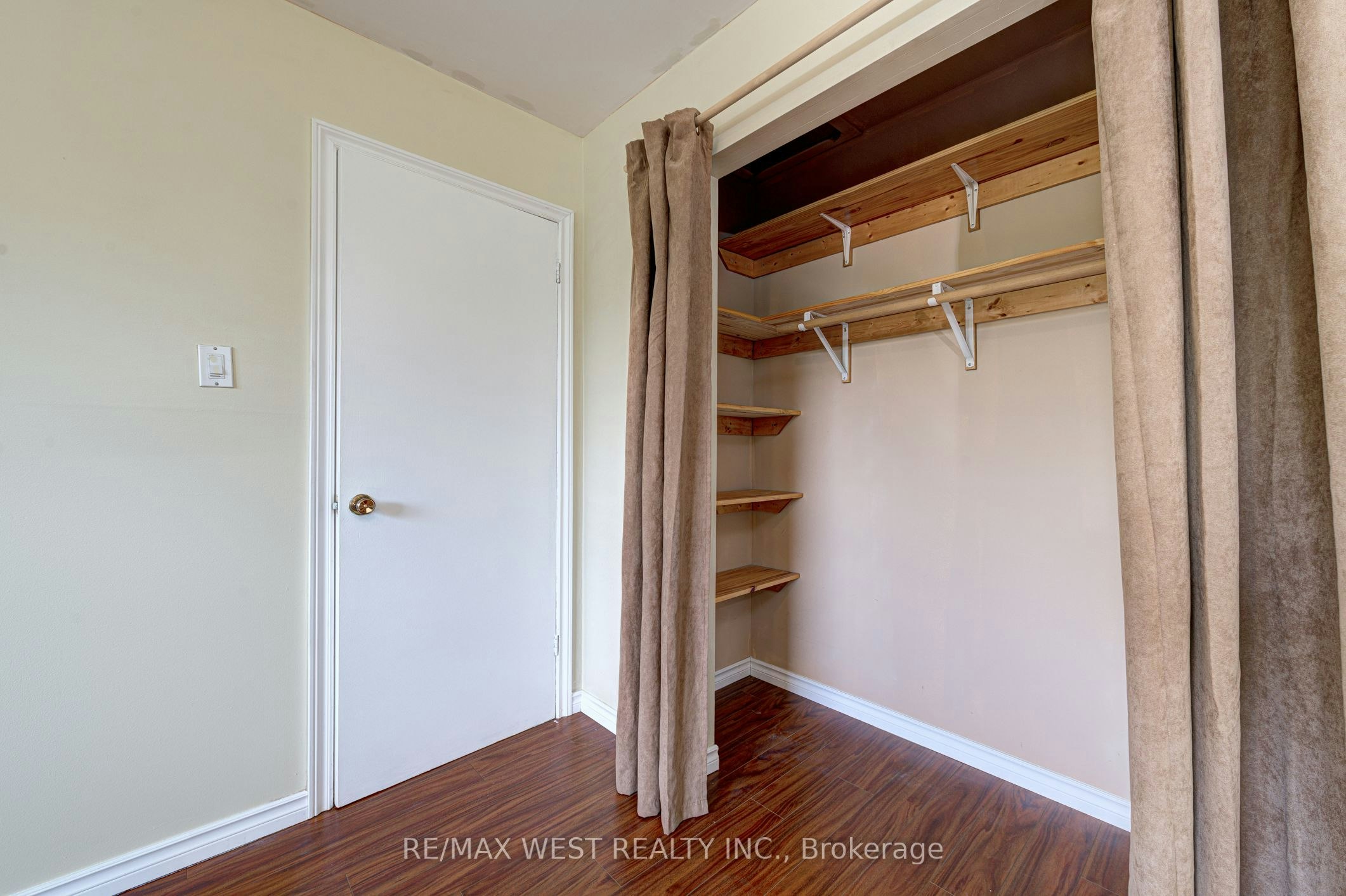 Upper Lvl-18 Glenforest Road, Brampton, ON, L6S 1K6 - 17