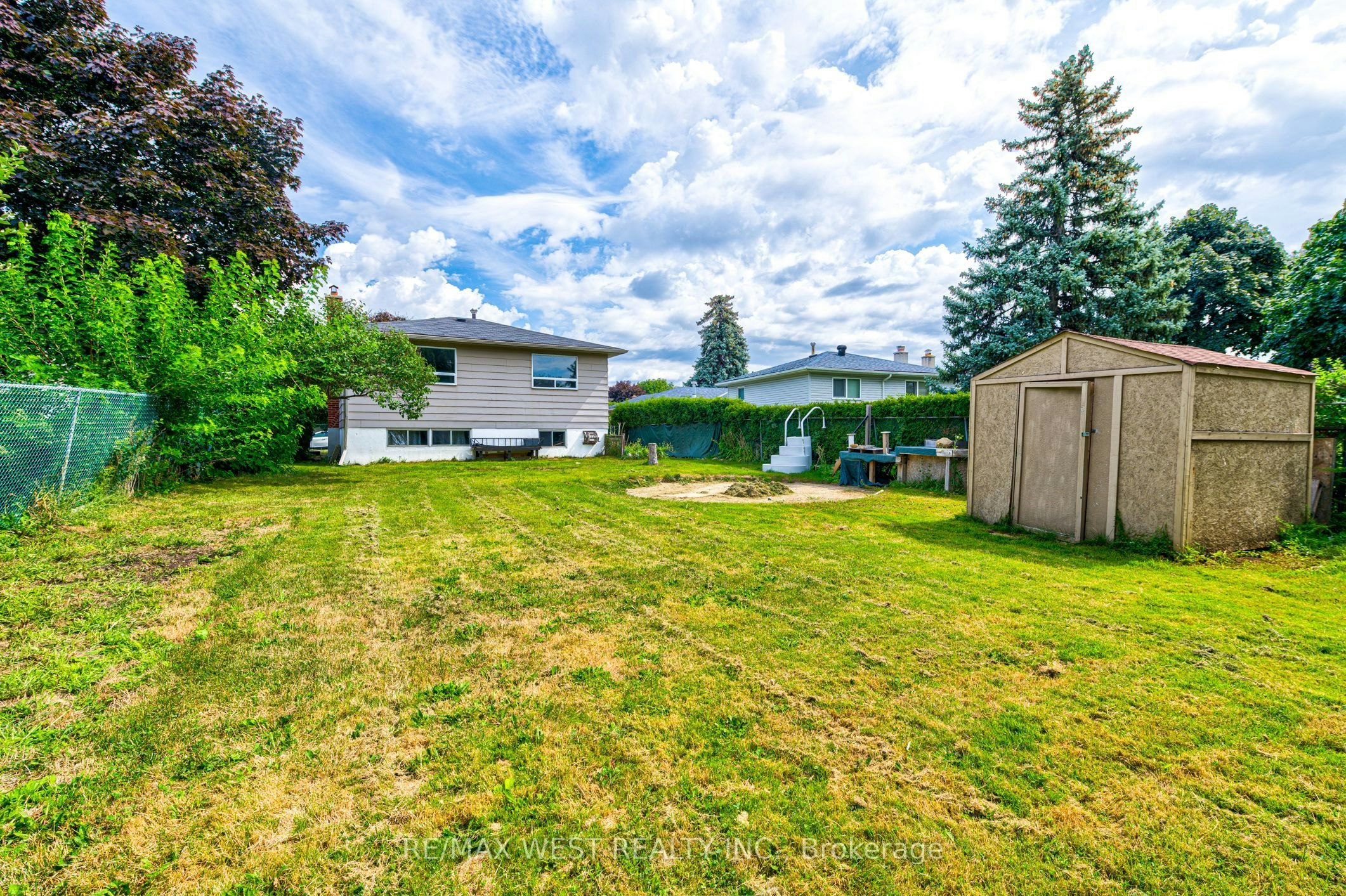 Upper Lvl-18 Glenforest Road, Brampton, ON, L6S 1K6 - 26