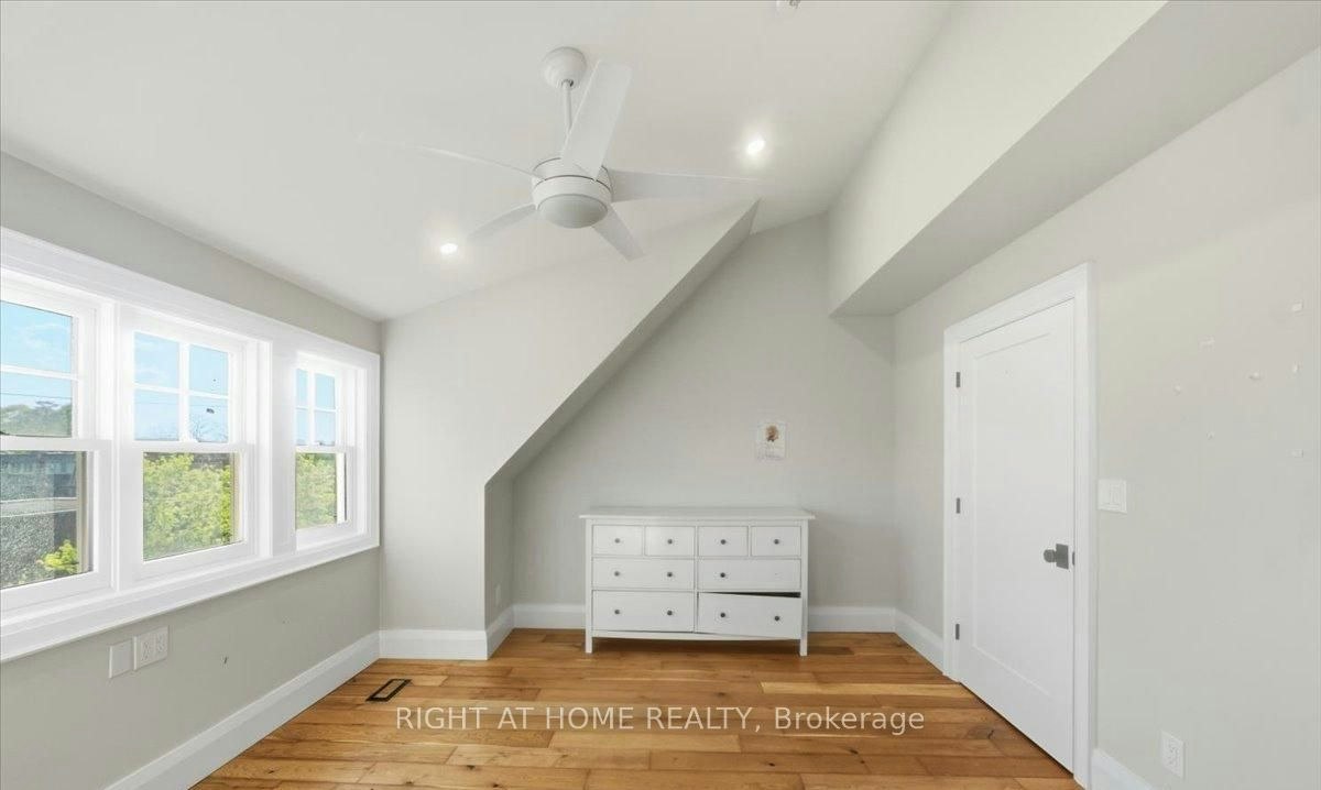 79 Wilson Street E, Oakville, ON, L6K 3G4 - 30