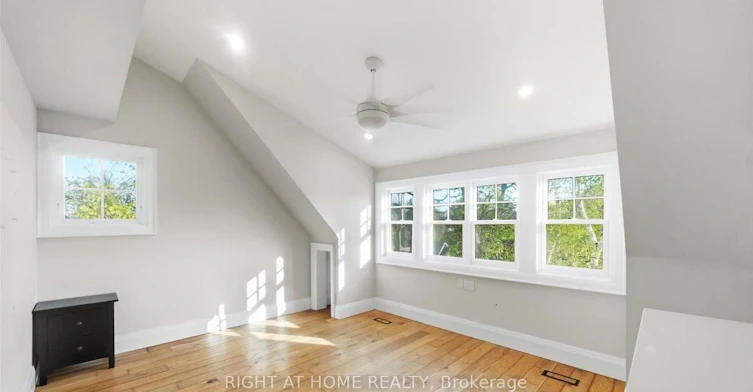 79 Wilson Street E, Oakville, ON, L6K 3G4 - 29