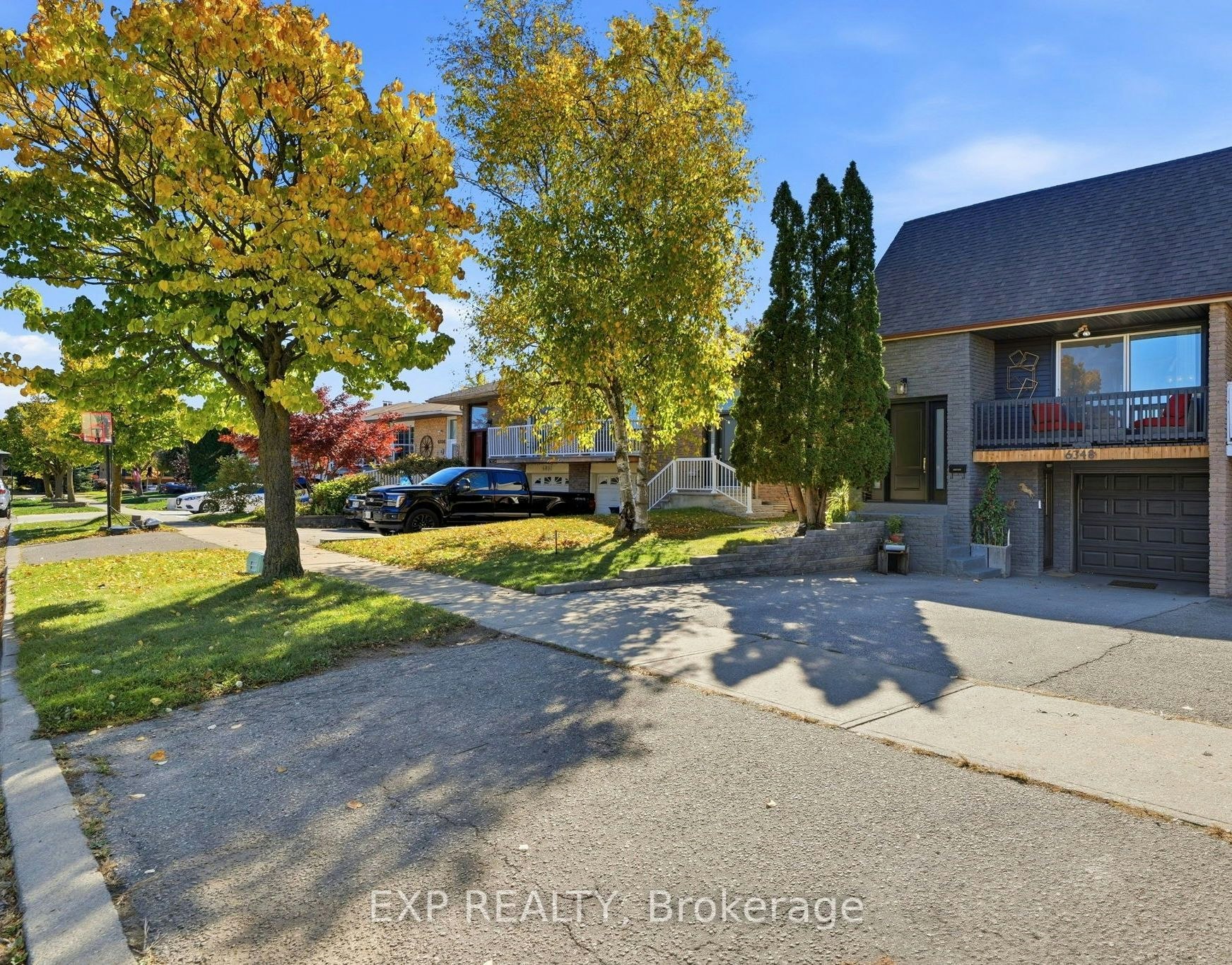 6348 Atherly Crescent, Mississauga, ON, L5N 2J2