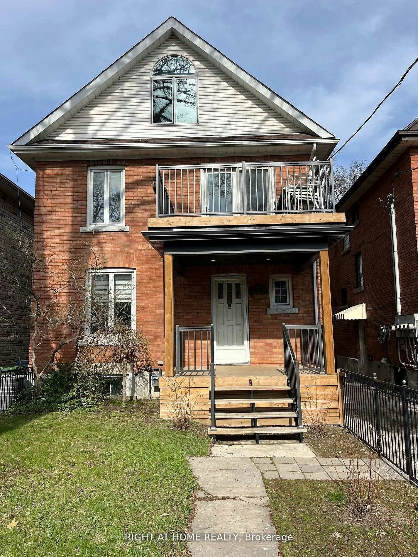157 Medland Street S, Toronto, ON, M6P 2N4