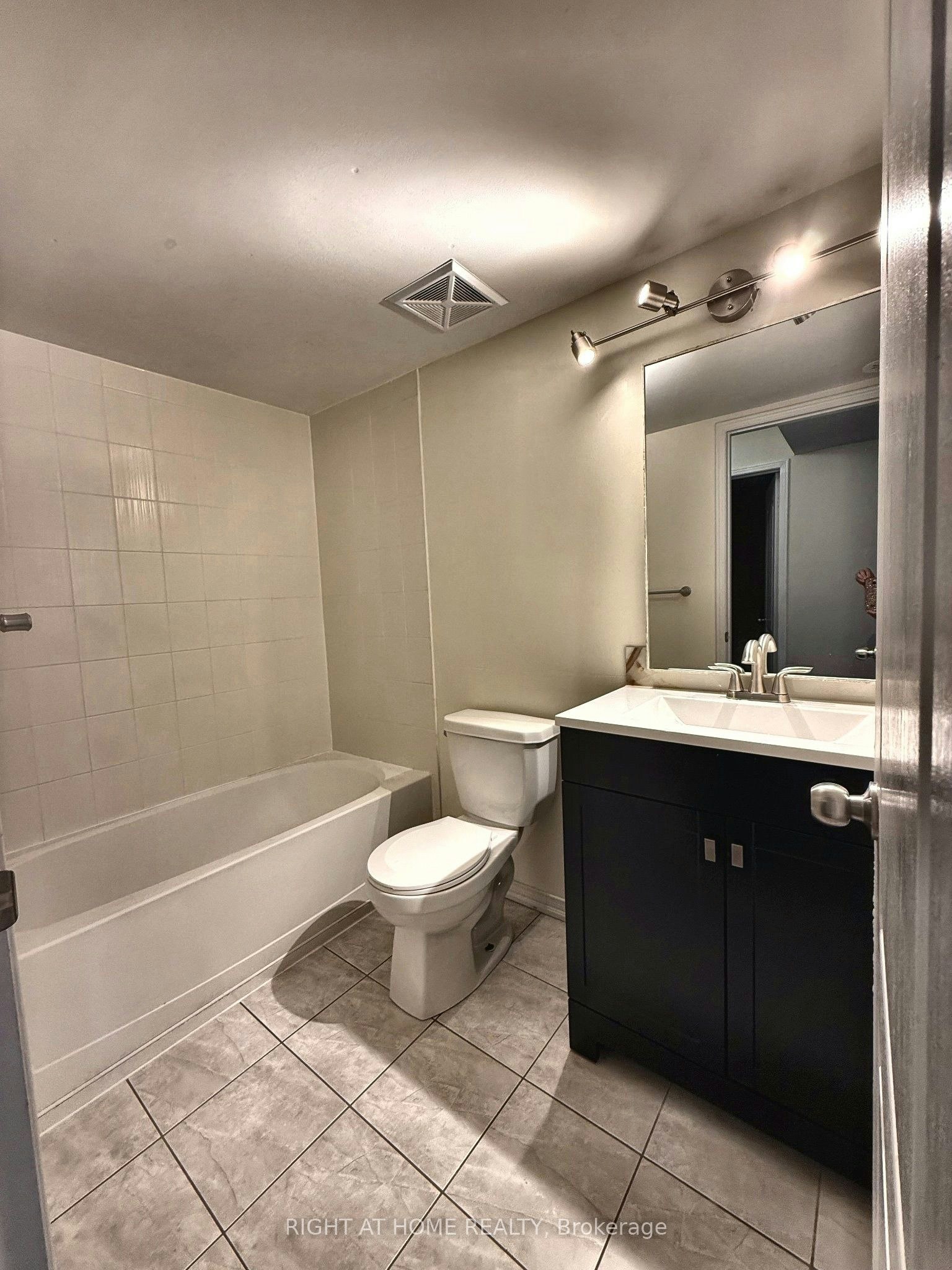 3-2484 Post Road, Oakville, ON, L6H 0K1 - 14