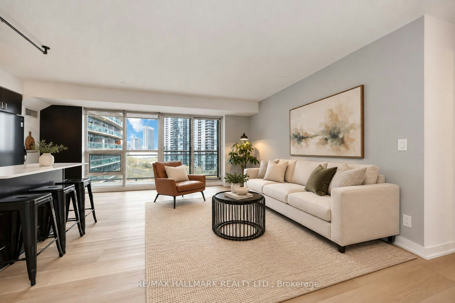 901-155 Legion Road N, Toronto, ON, M8Y 0A7 - 2