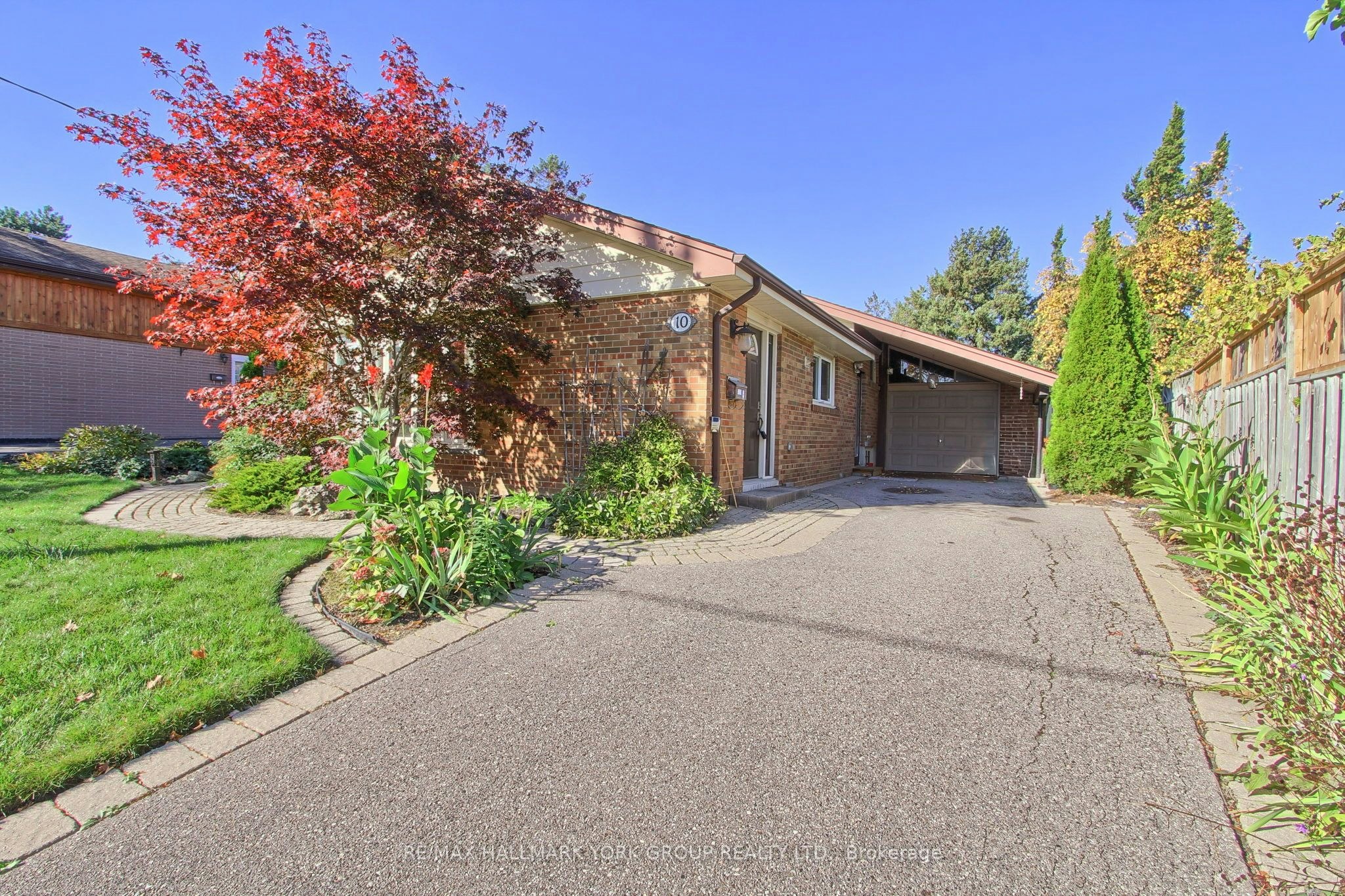 10 Harefield Drive, Toronto, ON, M9W 4C7