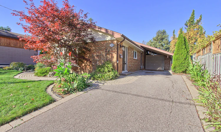 10 Harefield Drive