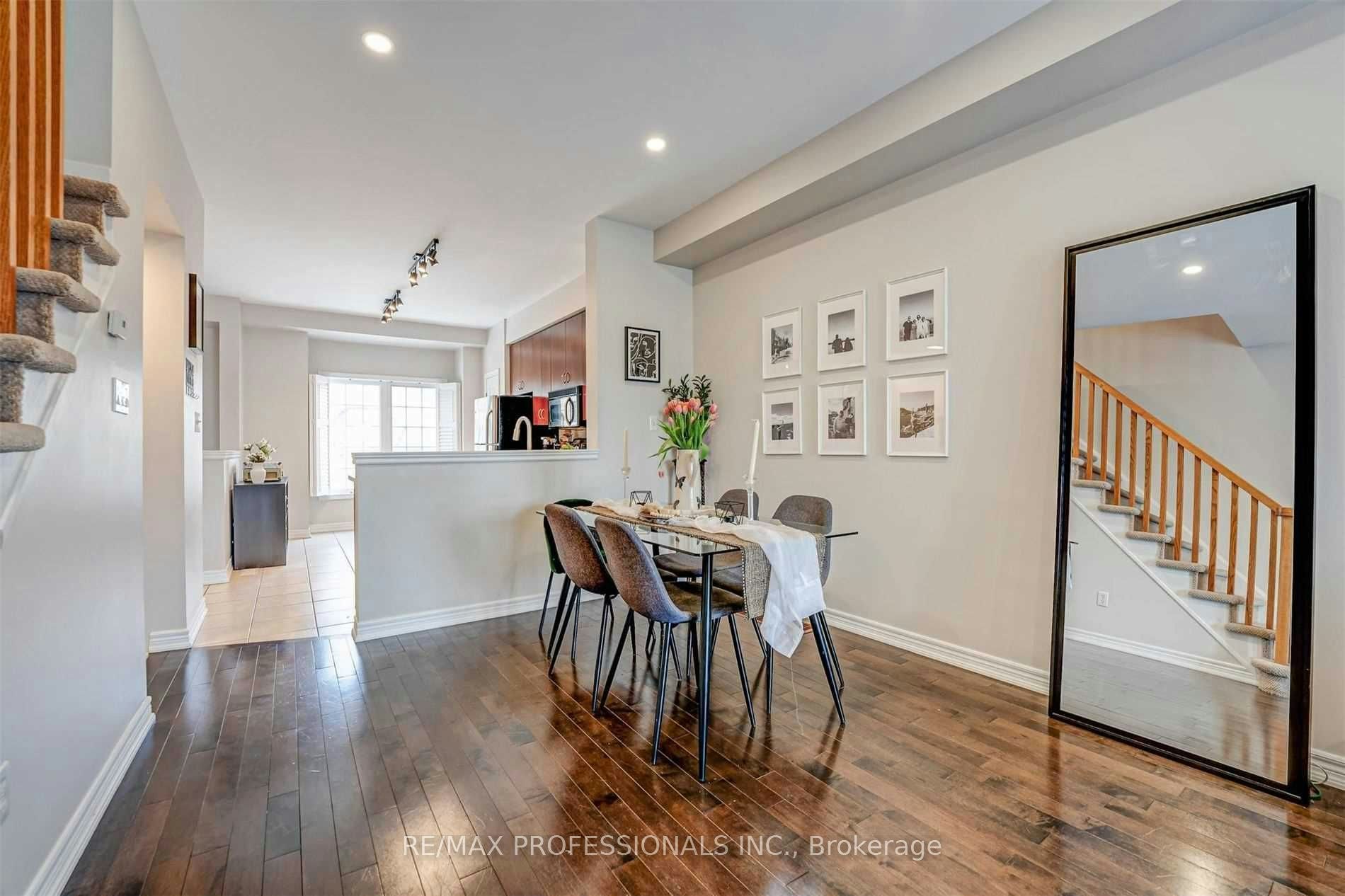 676 Rowley Common, Burlington, ON, L7L 0A5 - 3