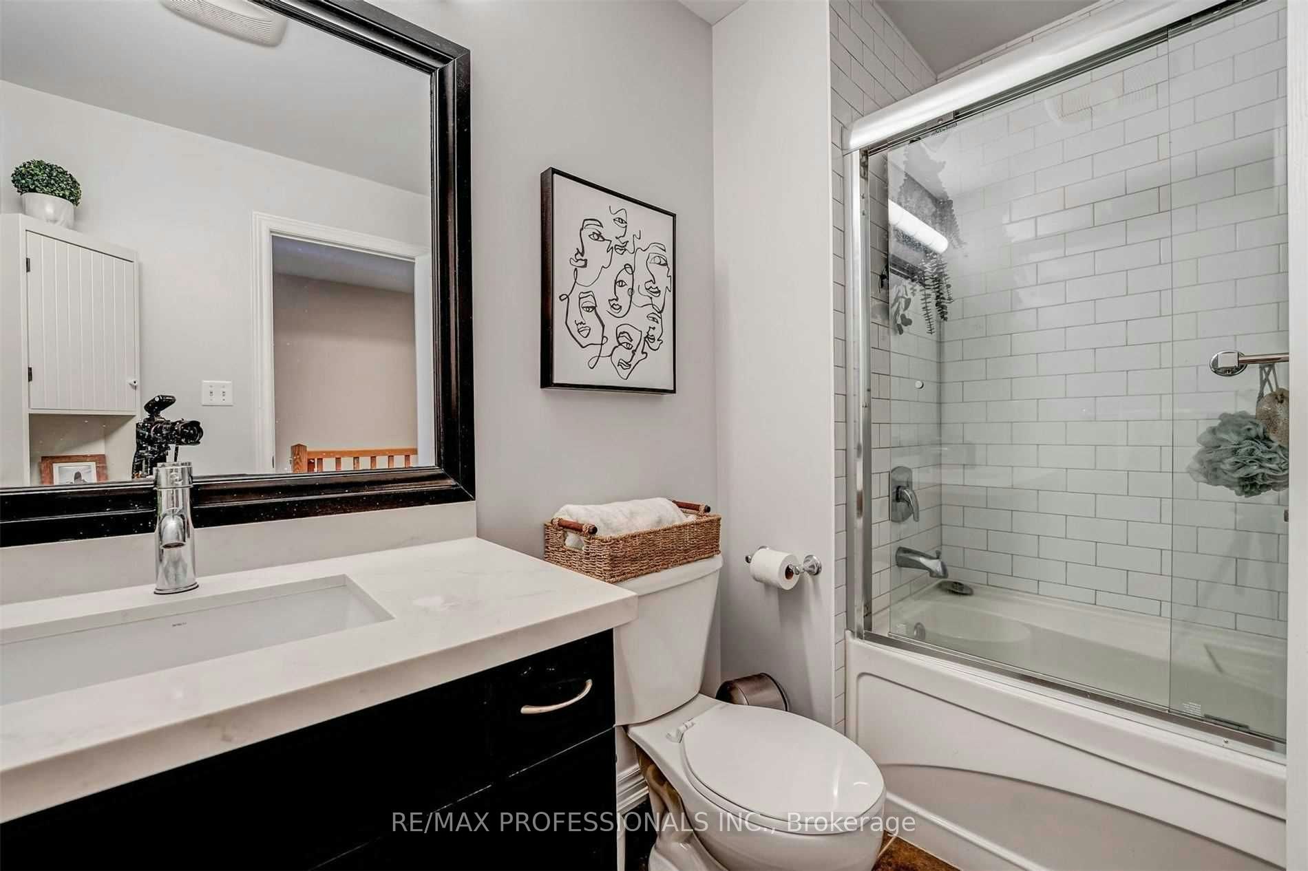 676 Rowley Common, Burlington, ON, L7L 0A5 - 17