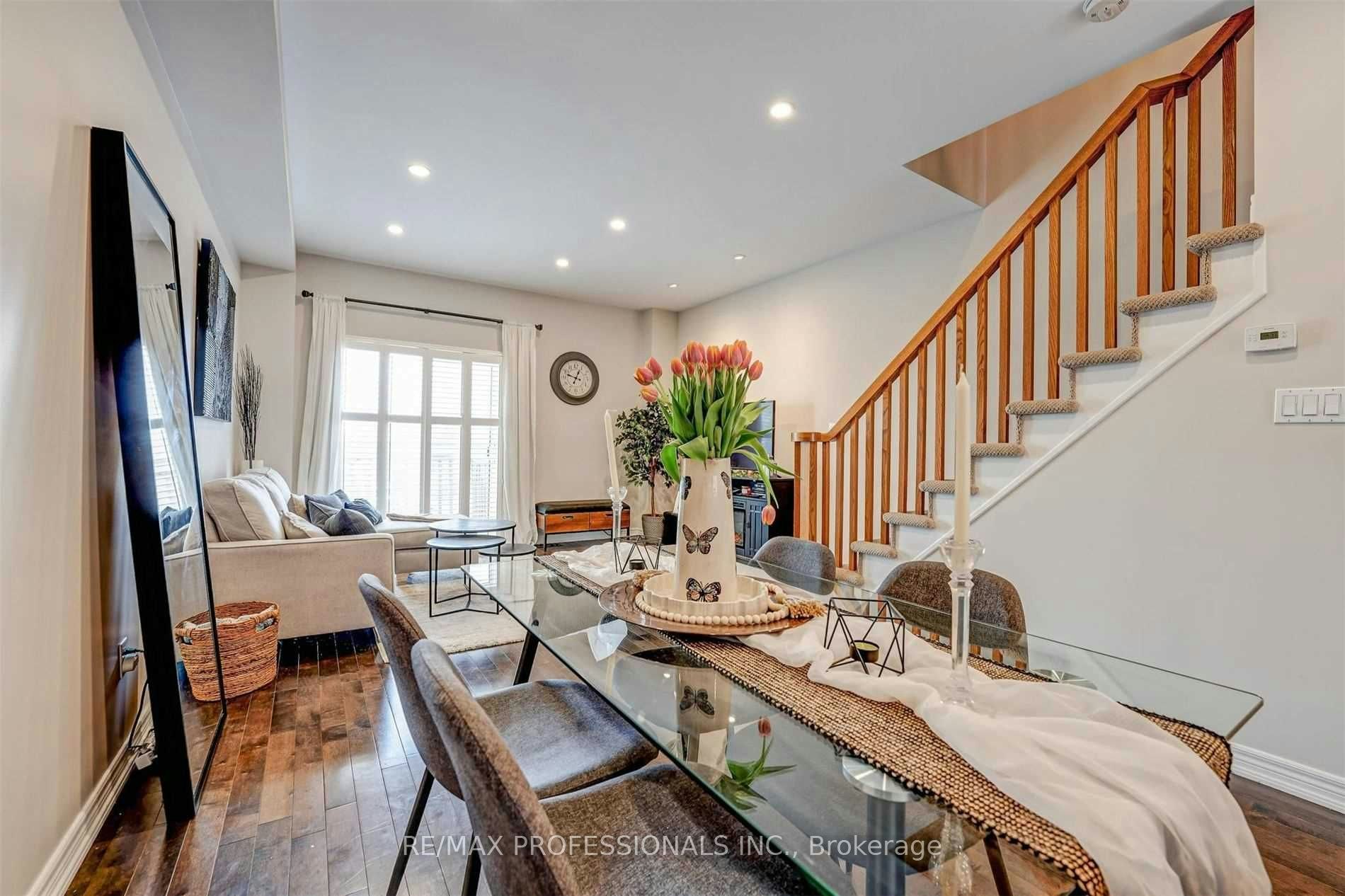 676 Rowley Common, Burlington, ON, L7L 0A5