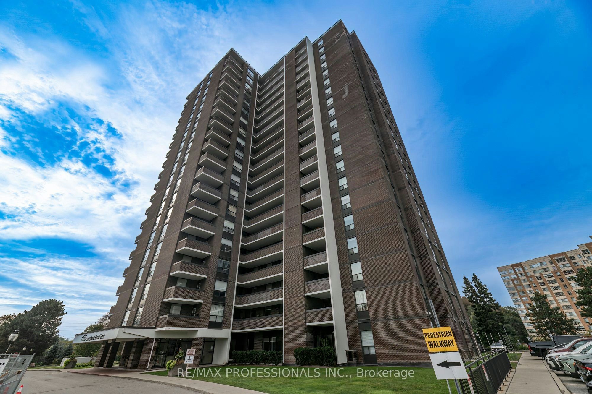 708-1515 Lakeshore Road, Mississauga, ON, L5E 3E3