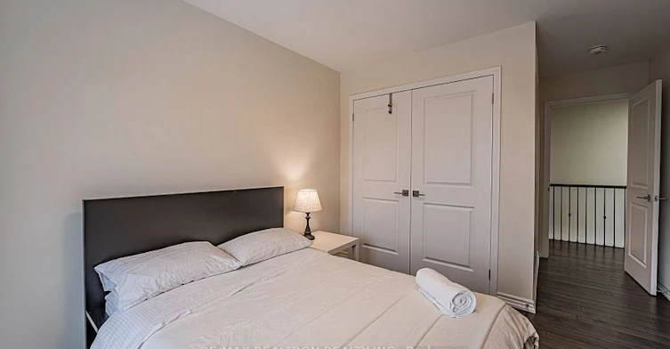 30 Vaudeville Drive, Toronto, ON, M8W 0B4 - 20