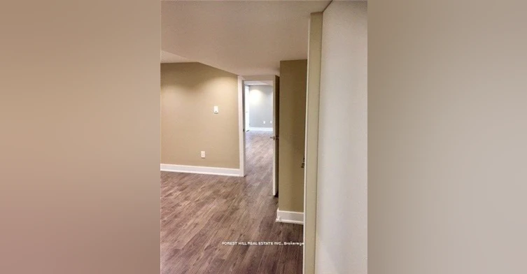 Lower-166 Schell Avenue, Toronto, ON, M6E 2T1 - 15