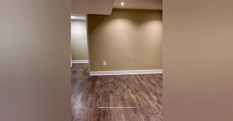 Lower-166 Schell Avenue, Toronto, ON, M6E 2T1 - 14