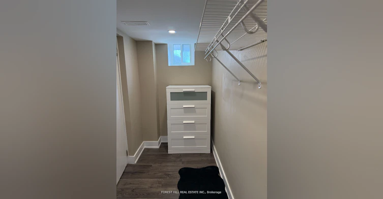 Lower-166 Schell Avenue, Toronto, ON, M6E 2T1 - 12
