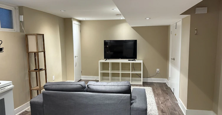 Lower-166 Schell Avenue, Toronto, ON, M6E 2T1 - 7