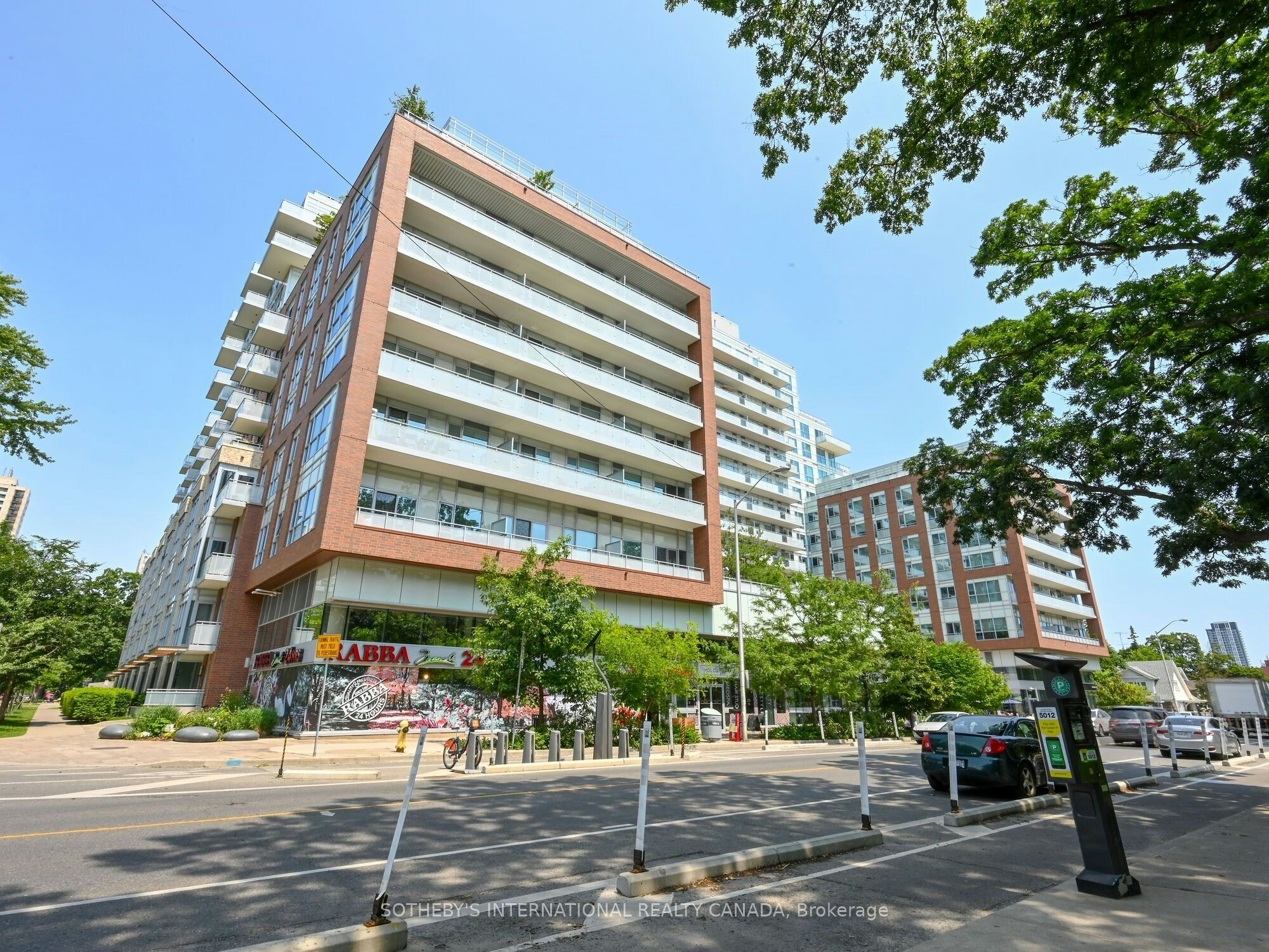 813-1830 Bloor Street W, Toronto, ON, M6P 0A2 - 21