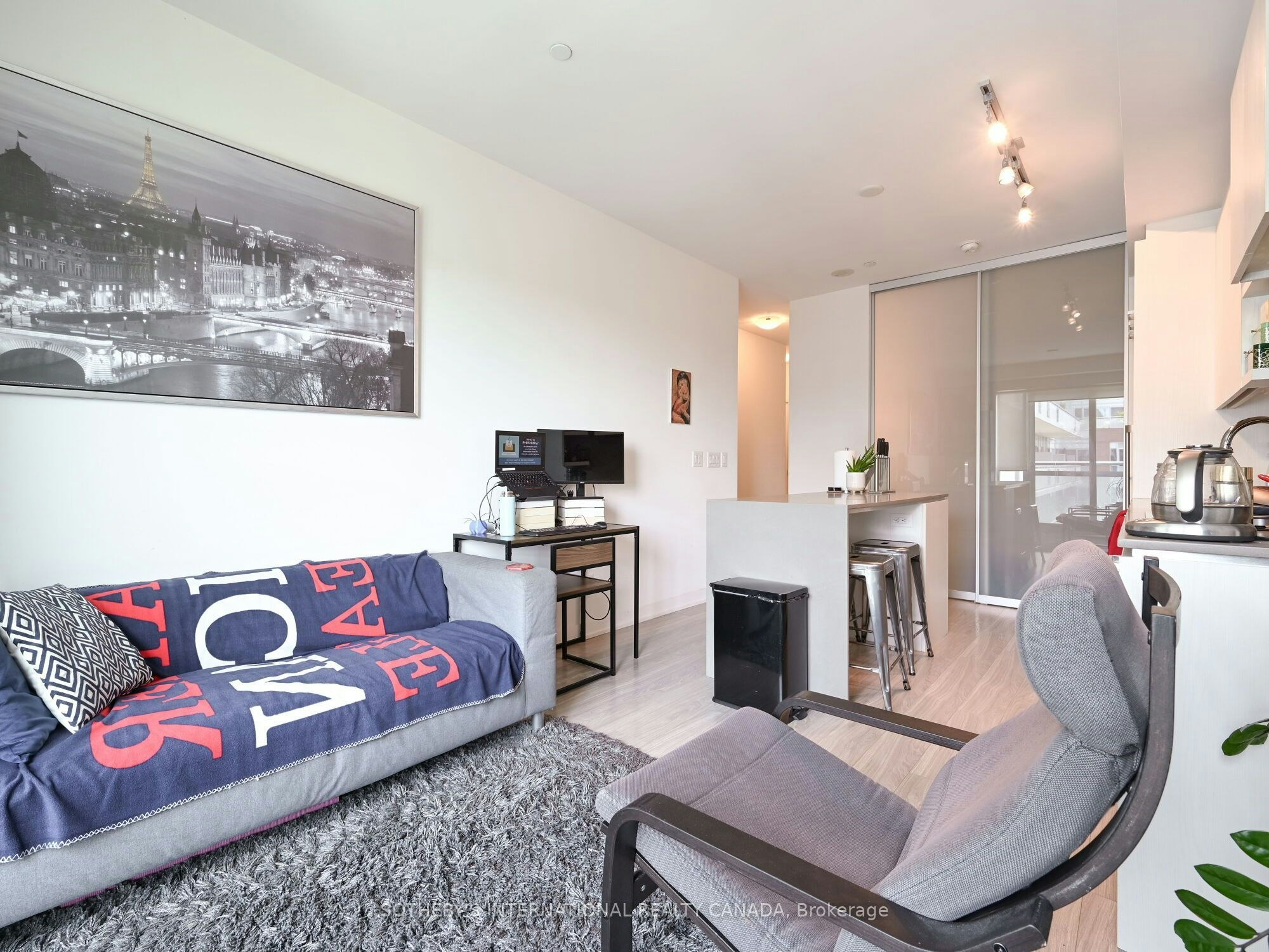 813-1830 Bloor Street W, Toronto, ON, M6P 0A2 - 13