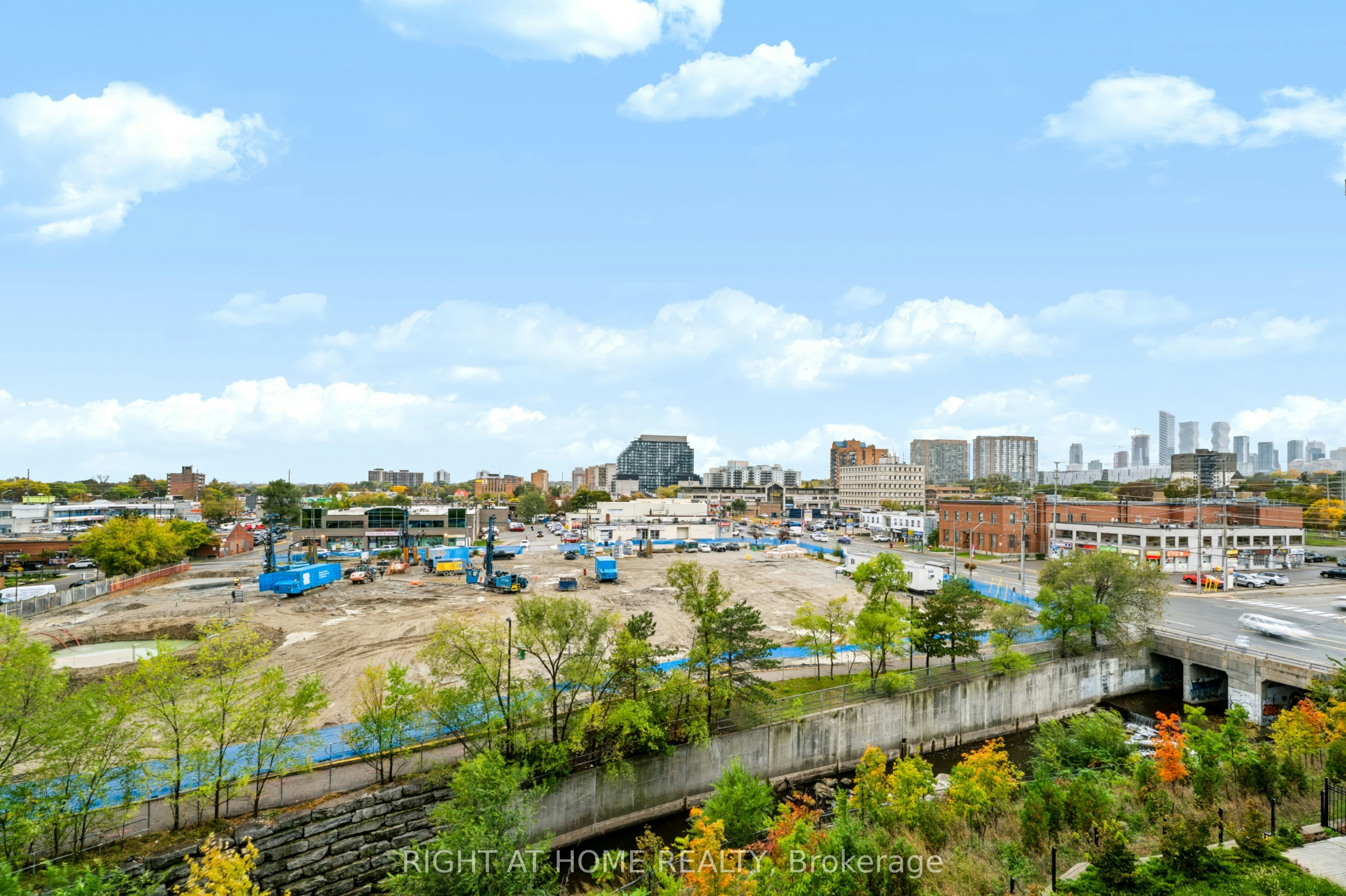 422-86 Dundas Street E, Mississauga, ON, L5A 1W4 - 15