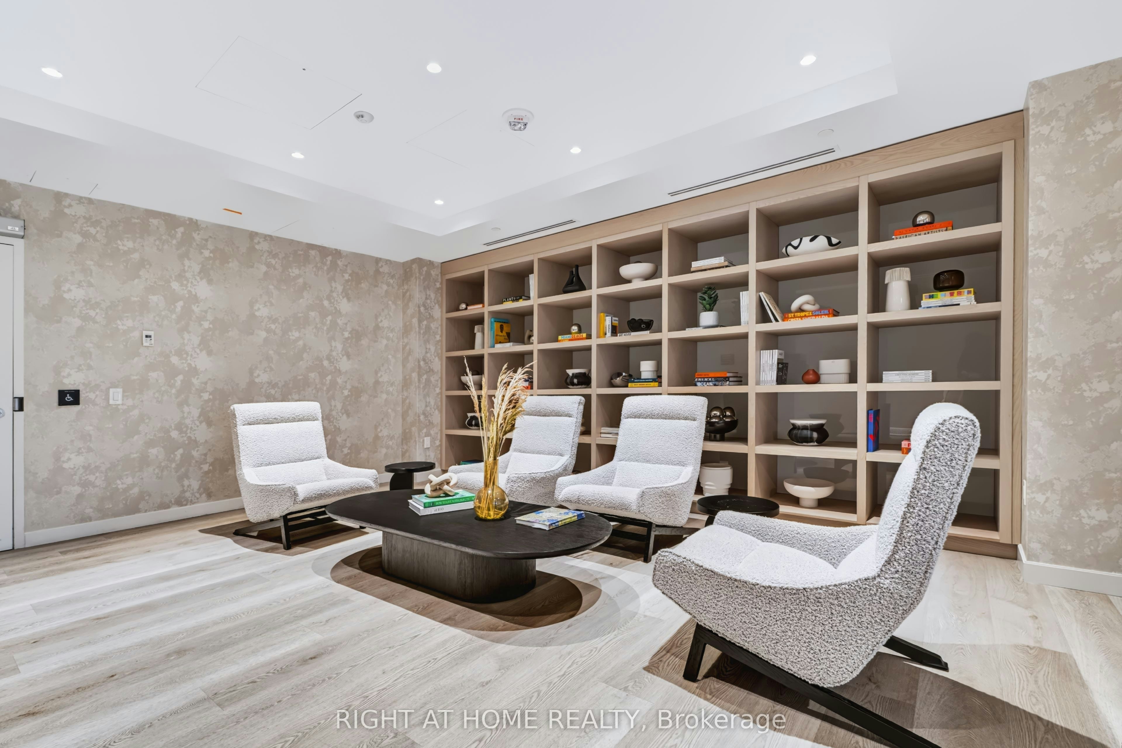 422-86 Dundas Street E, Mississauga, ON, L5A 1W4 - 25
