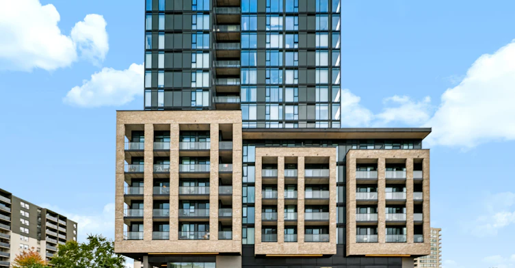 422-86 Dundas Street E, Mississauga, ON, L5A 1W4